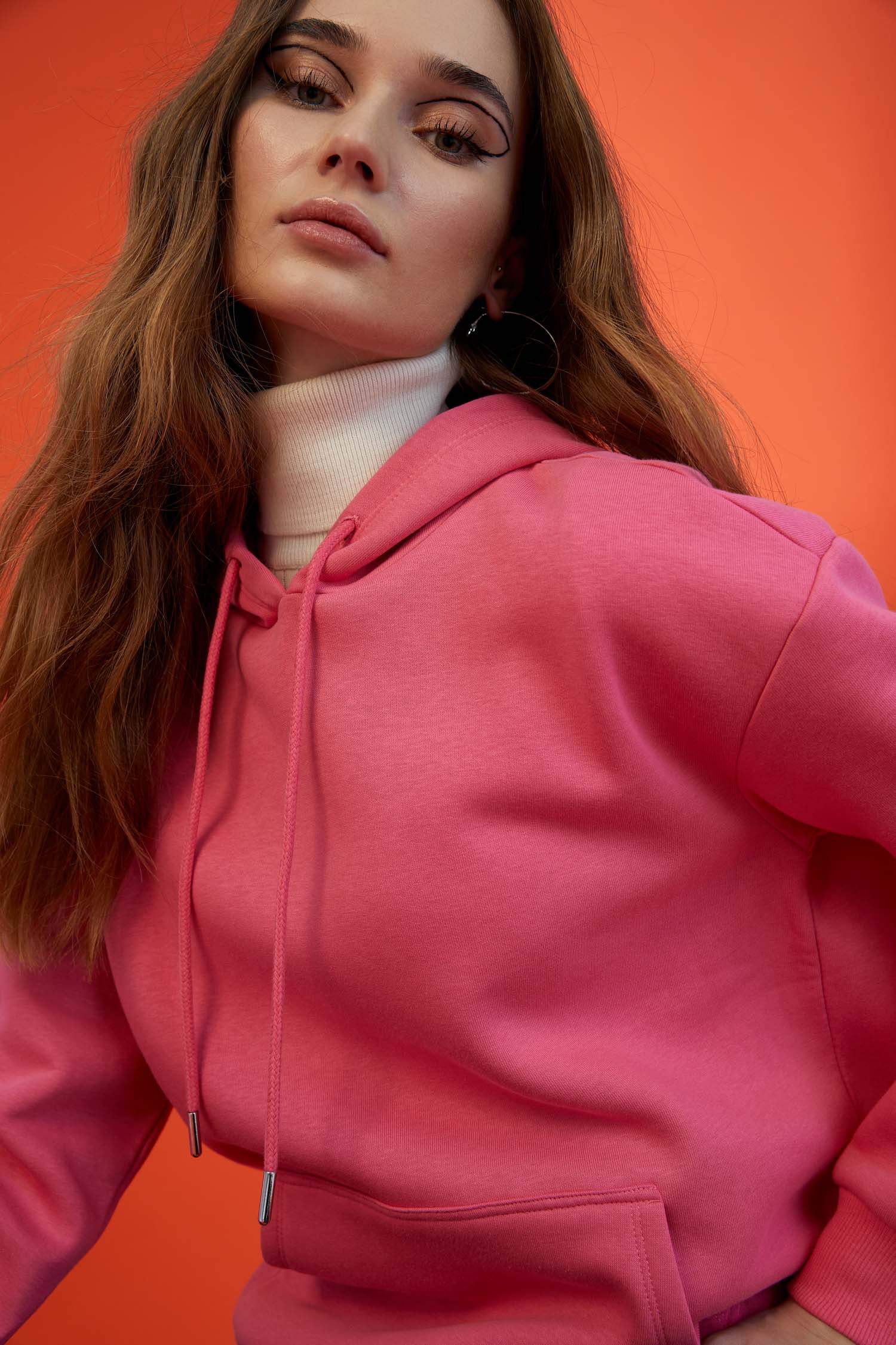 İçi Yumuşak Tüylü Kapüşonlu Kanguru Cepli Relax Fit Sweatshirt