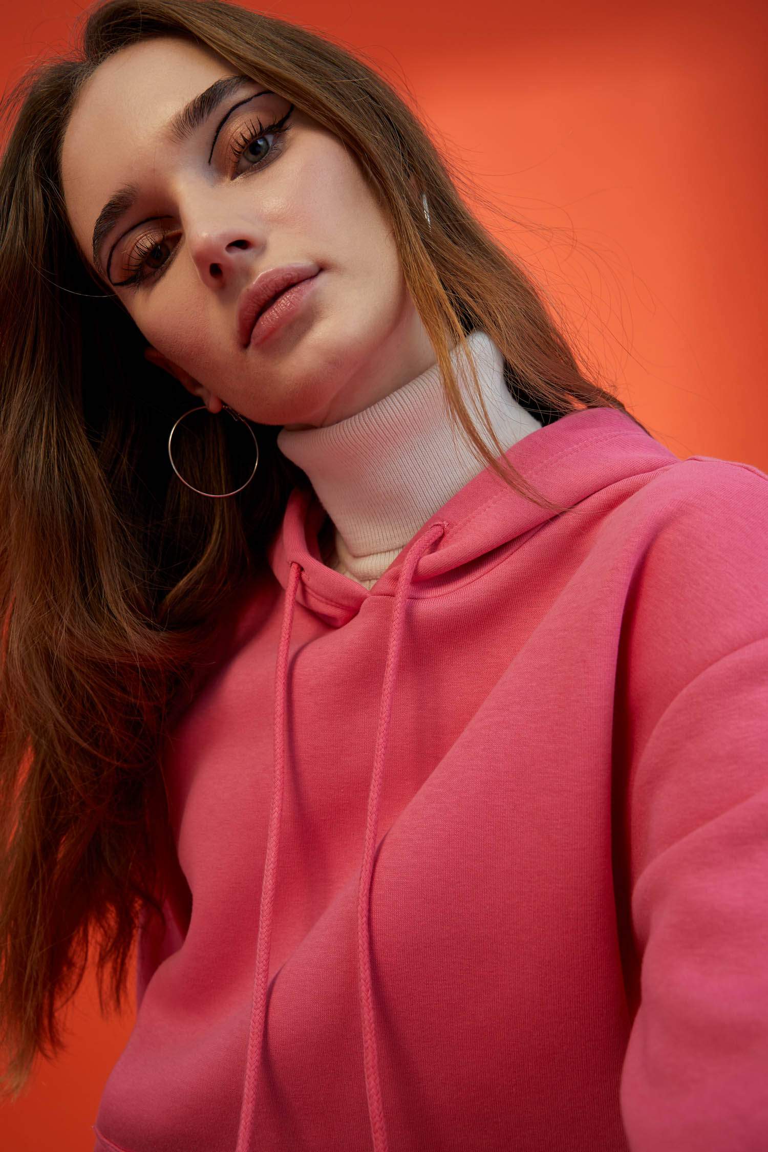 İçi Yumuşak Tüylü Kapüşonlu Kanguru Cepli Relax Fit Sweatshirt