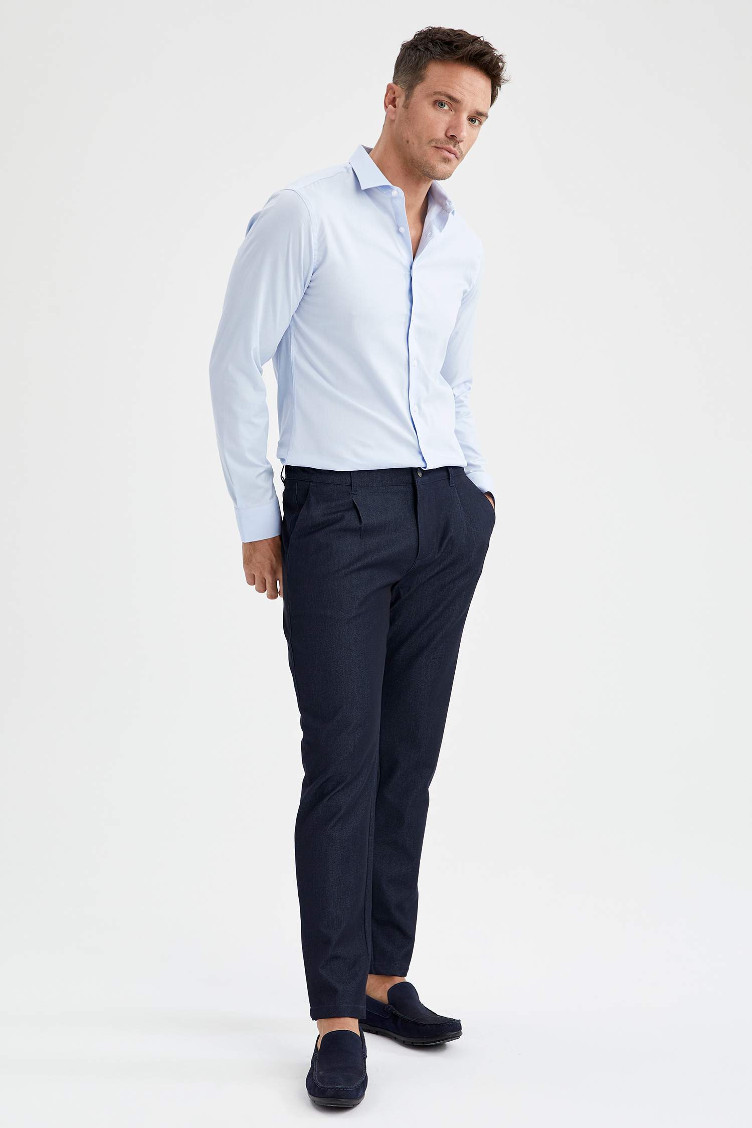 Slim Fit Klasik Uzun Kollu Gömlek