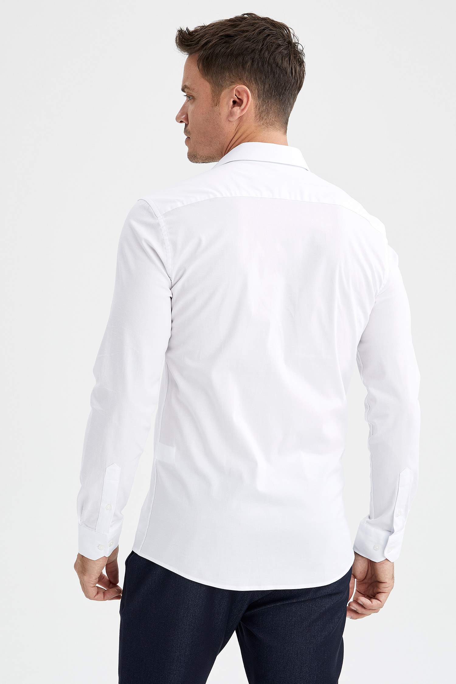 Slim Fit Klasik Uzun Kollu Gömlek