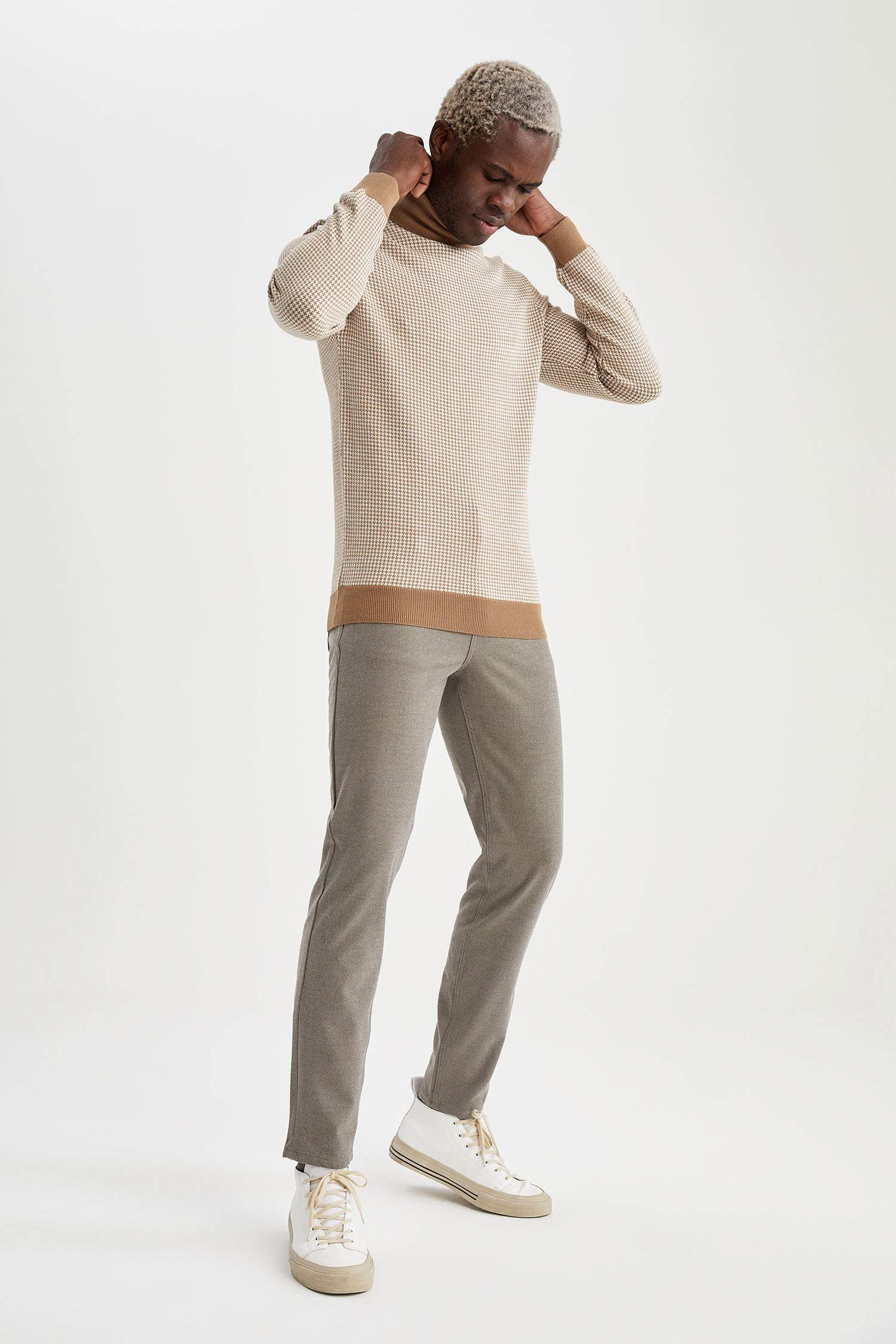 Regular Fit Basic Pazen Kumaş Chino Pantolon