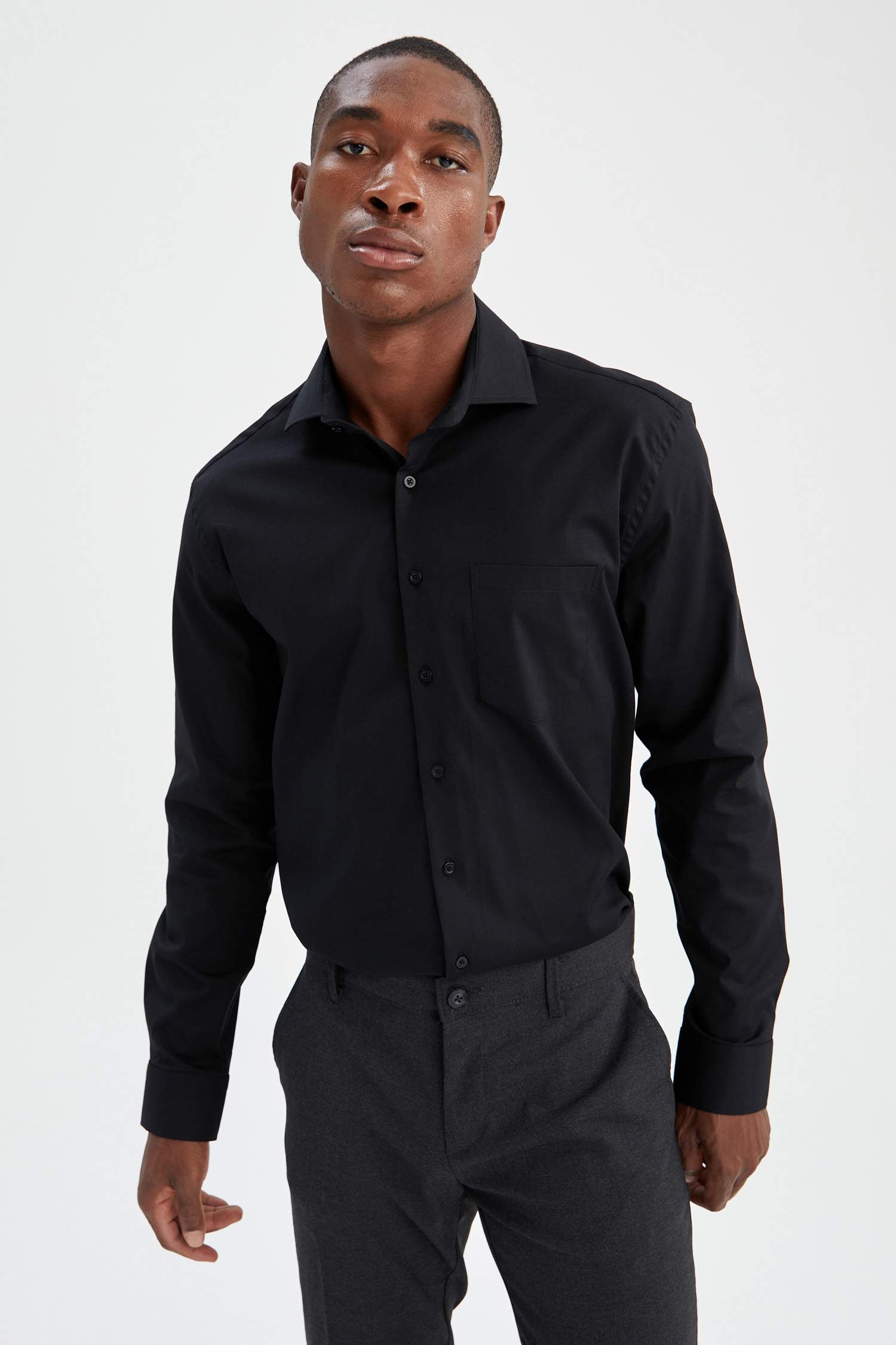 Modern Fit Klasik Uzun Kollu Gömlek