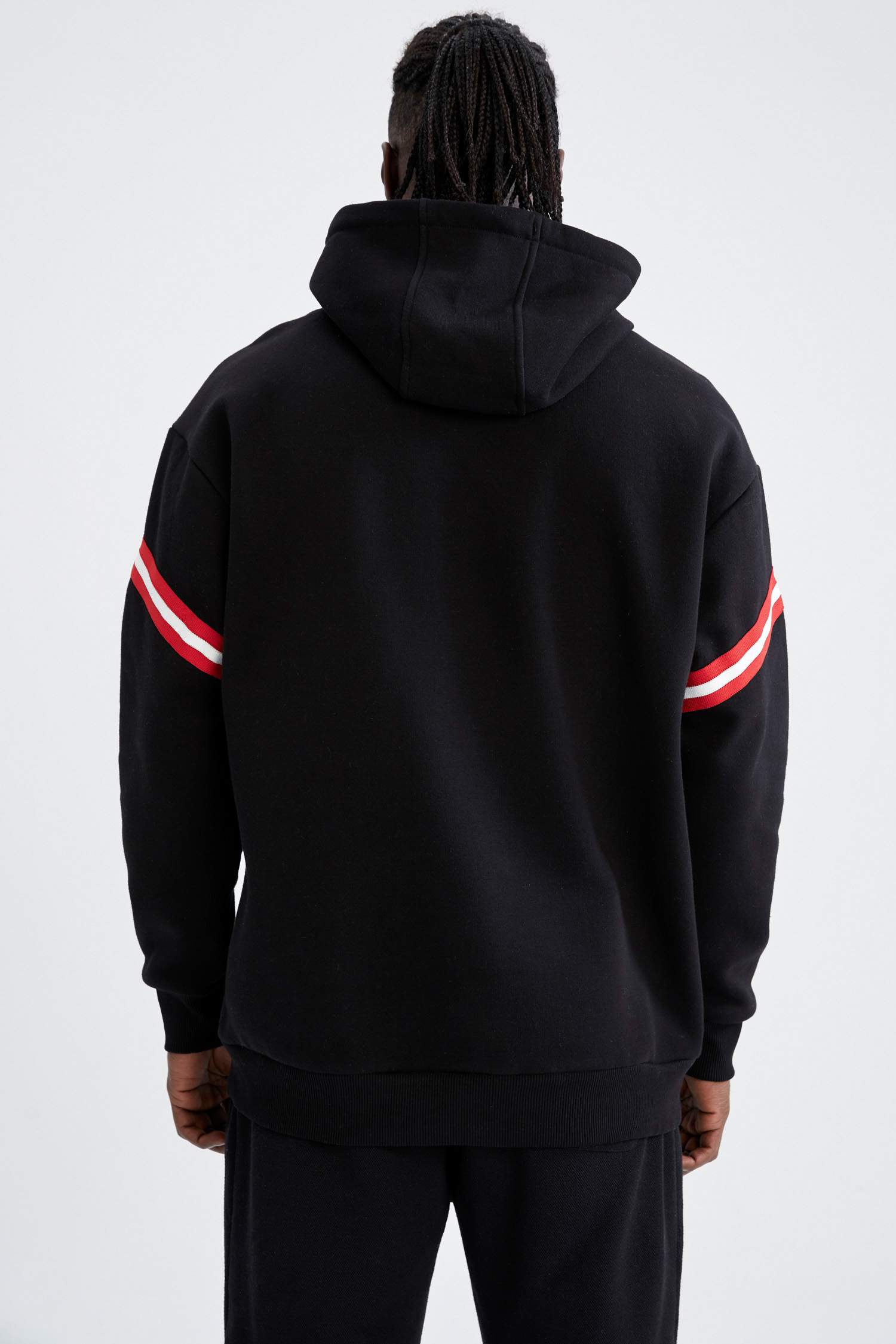 Defacto Fit NBA Chicago Bulls Lisanslı Kapüşonlu Pamuklu İçi Yumuşak Tüylü Sweatshirt