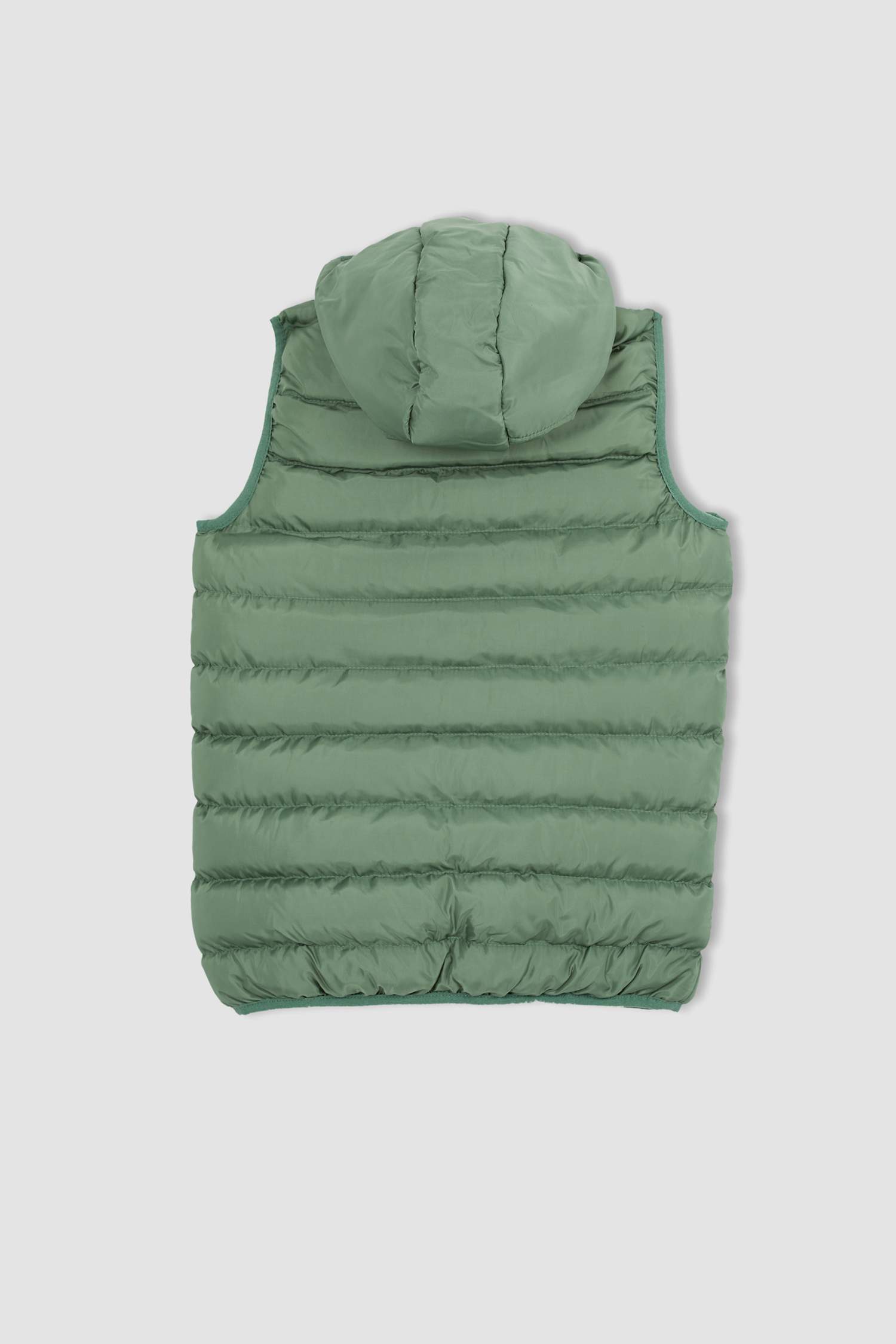 Erkek Çocuk Regular Fit Kapüşonlu Mevsimlik Şişme Yelek