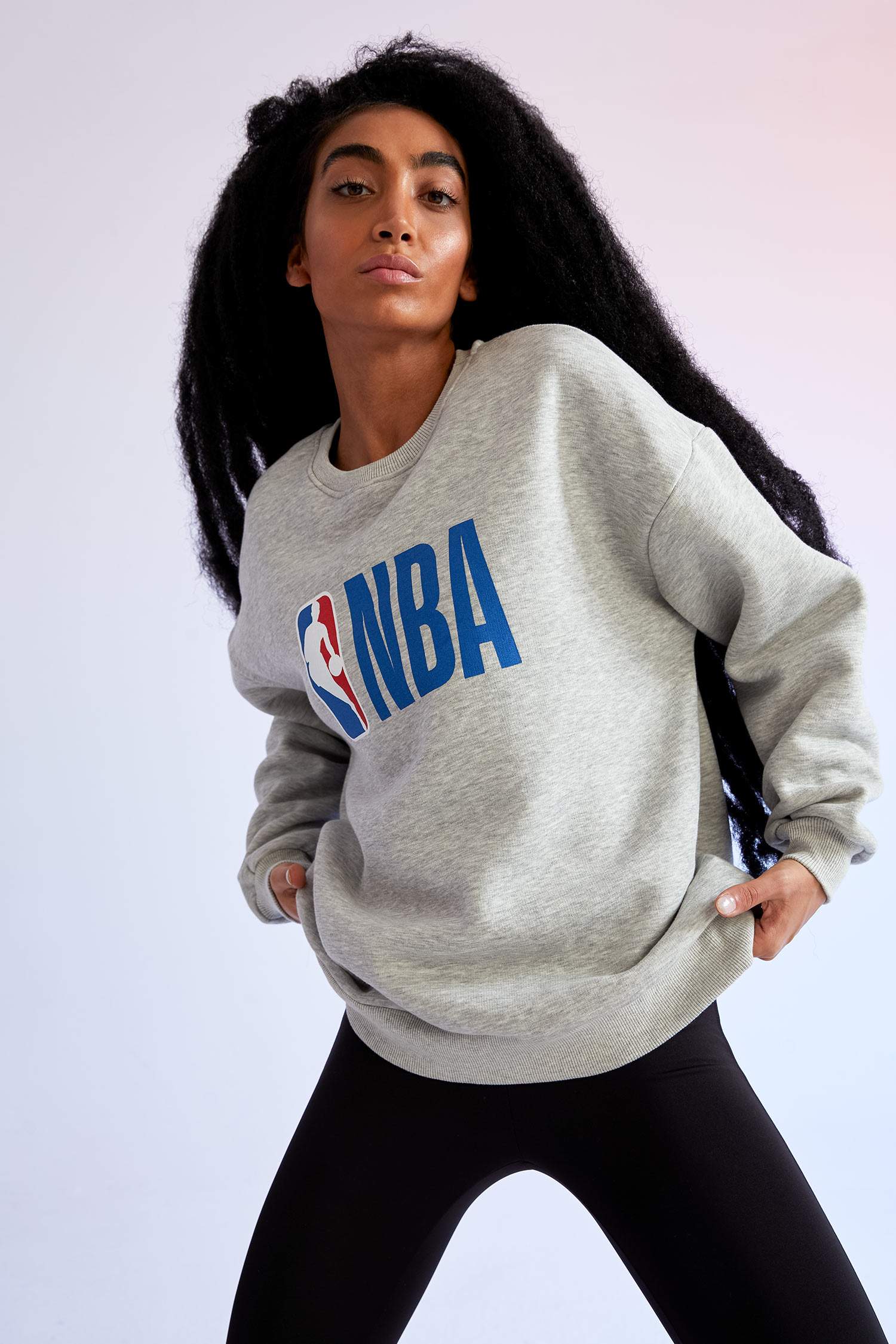 NBA Lisanslı Oversize Fit İçi Yumuşak Tüylü Sweatshirt