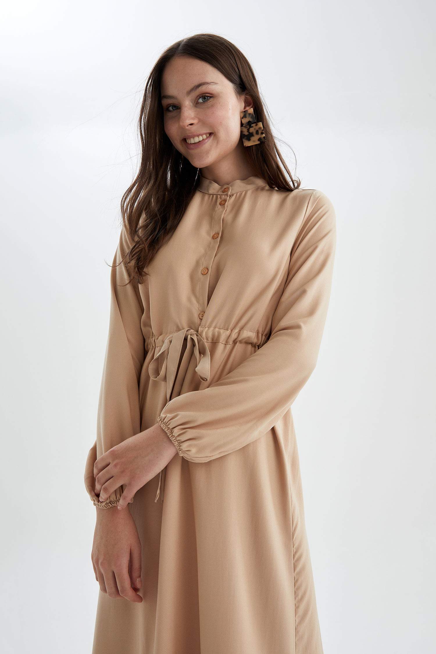 Volanlı Relax Fit Maxi Kuşaklı Elbise