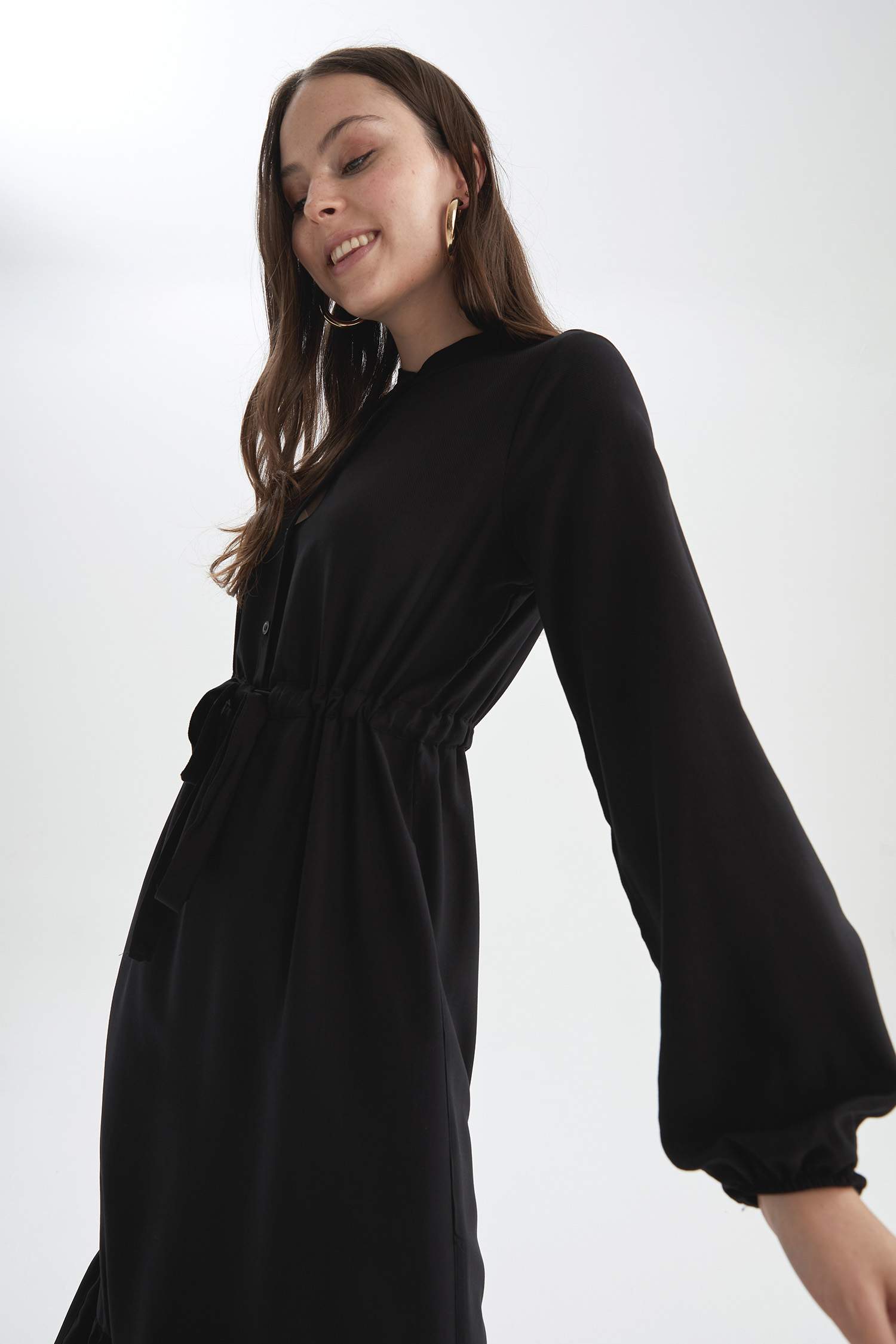 Volanlı Relax Fit Maxi Kuşaklı Elbise