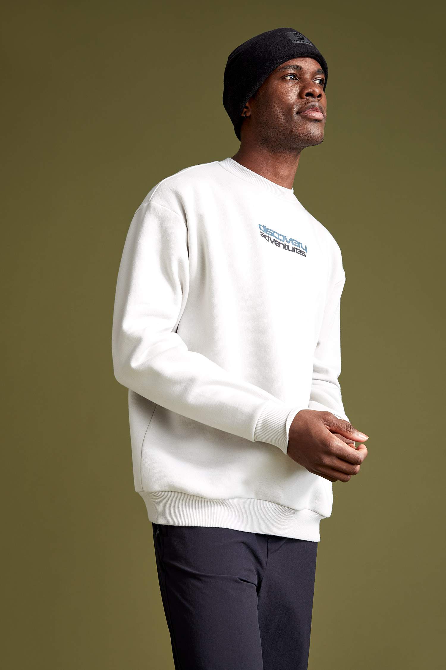 Discovery Lisanslı Oversize Fit Bisiklet Yaka Sırt Baskılı Uzun Kollu Sweatshirt