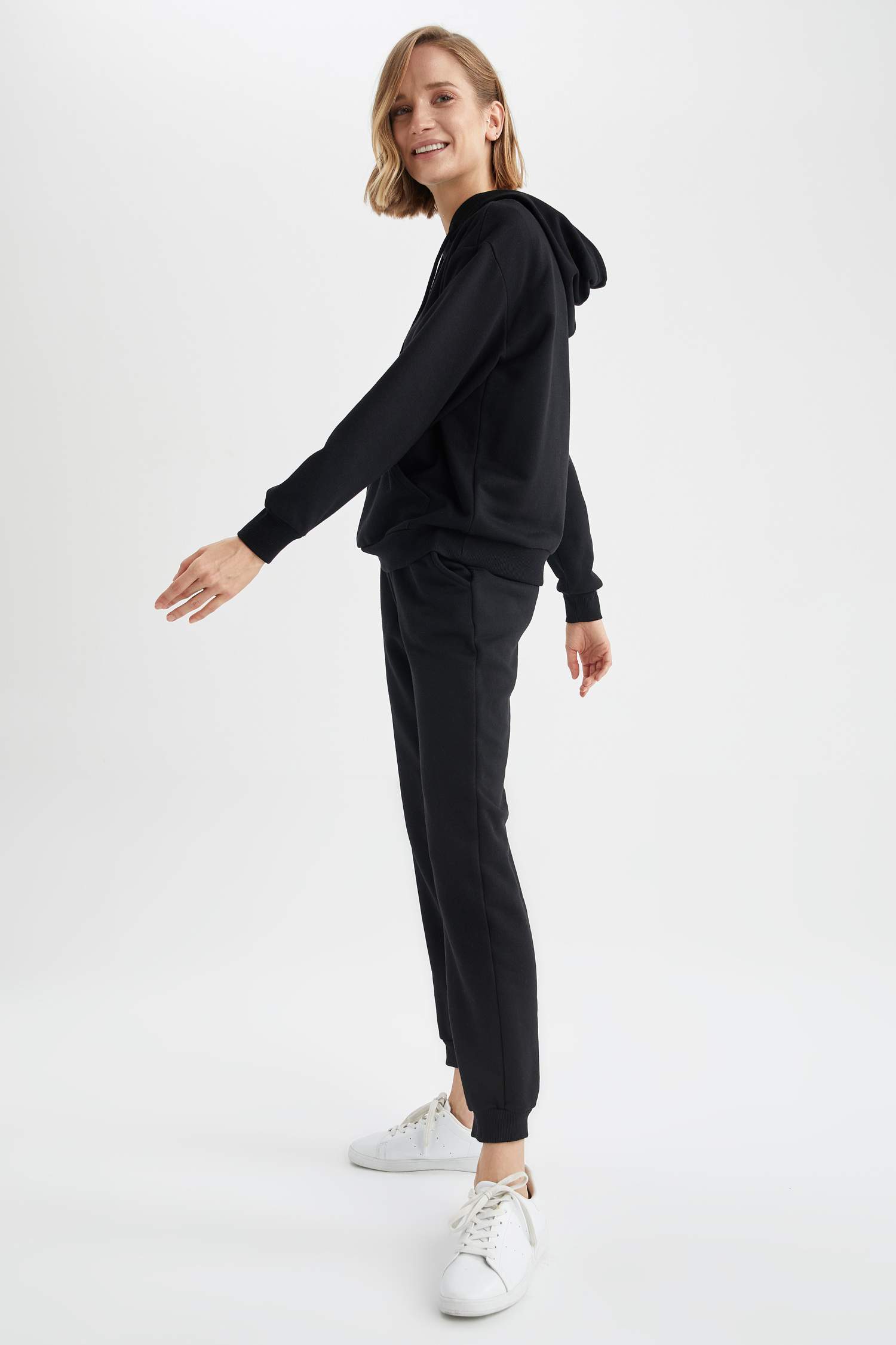 Basic Beli Bağcıklı Relax Fit Basic Jogger Eşofman Altı