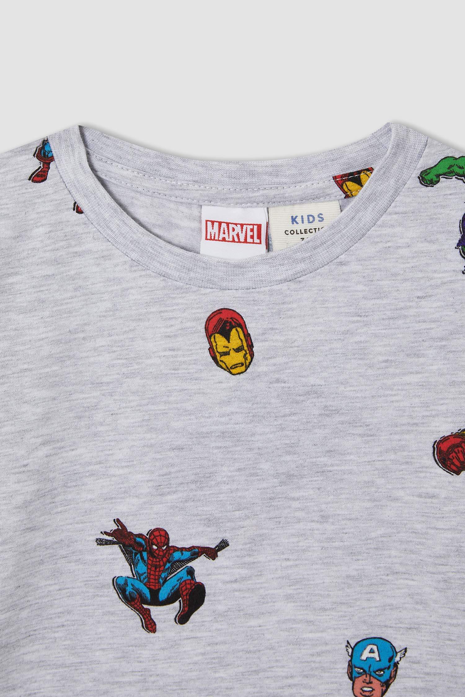 Erkek Çocuk Marvel Lisanslı Uzun Kollu Pijama Takımı