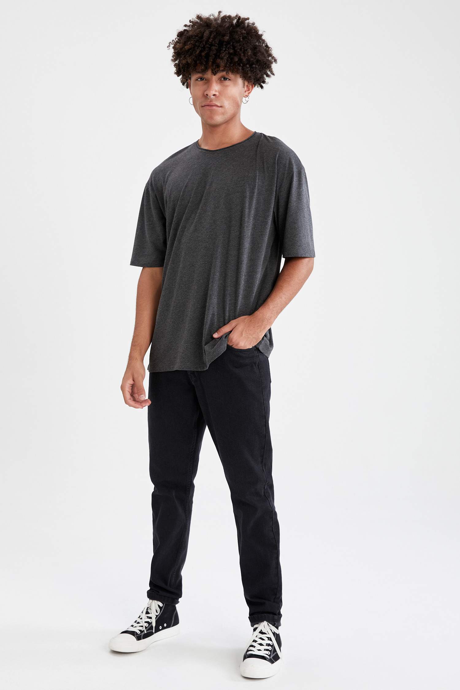 Oversize Fit Bisiklet Yaka Basic Kısa Kollu Tişört