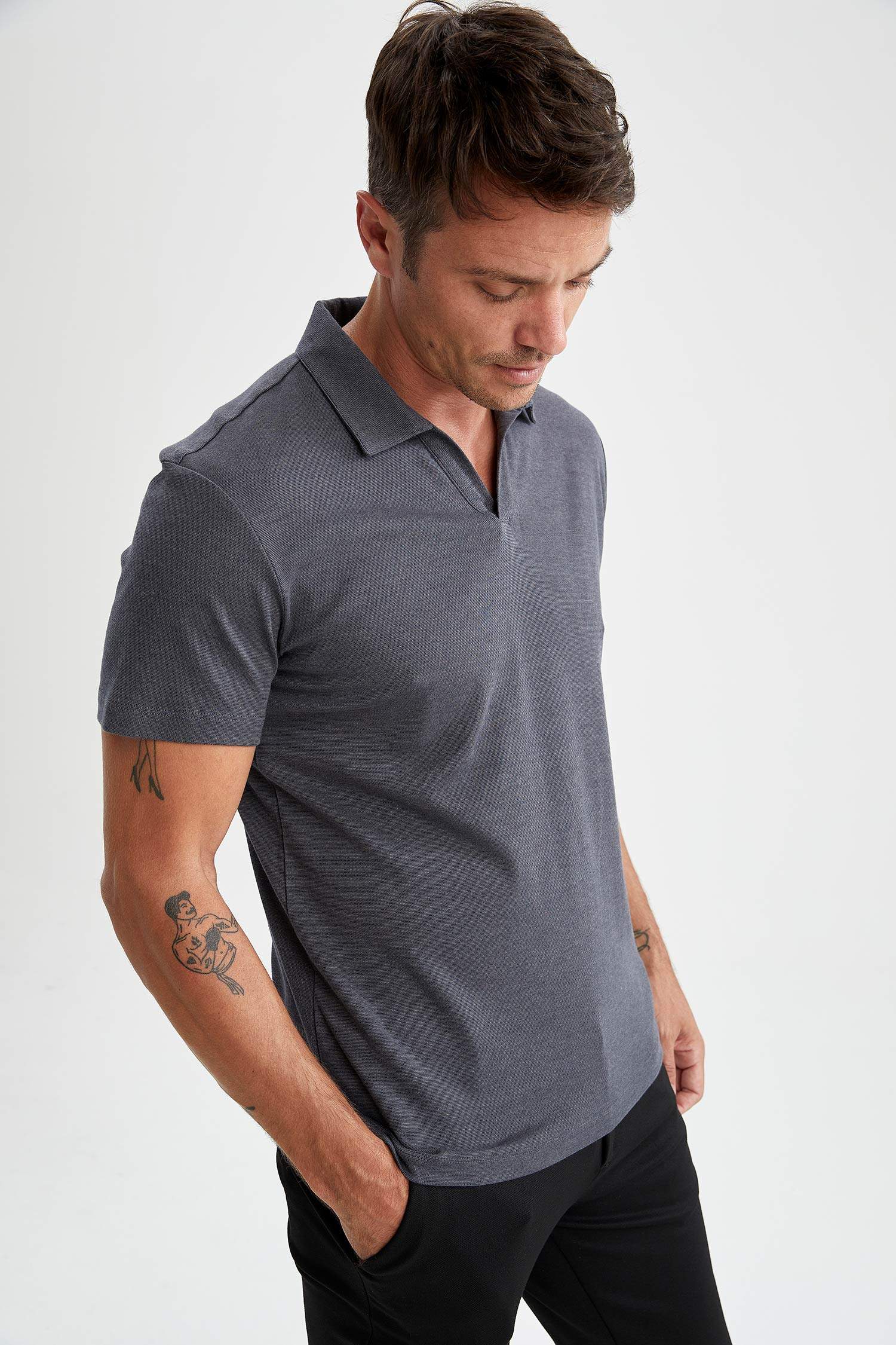 Modern Fit Polo Yaka Basic Kısa Kollu Tişört