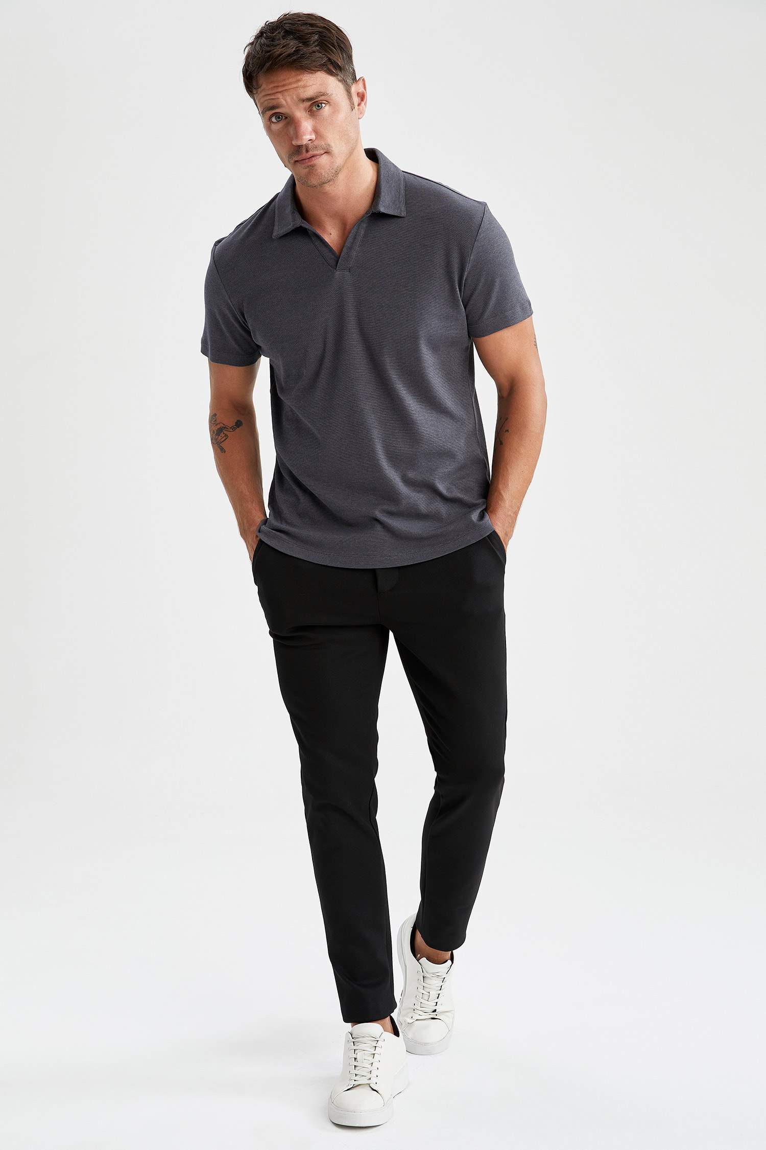 Modern Fit Polo Yaka Basic Kısa Kollu Tişört