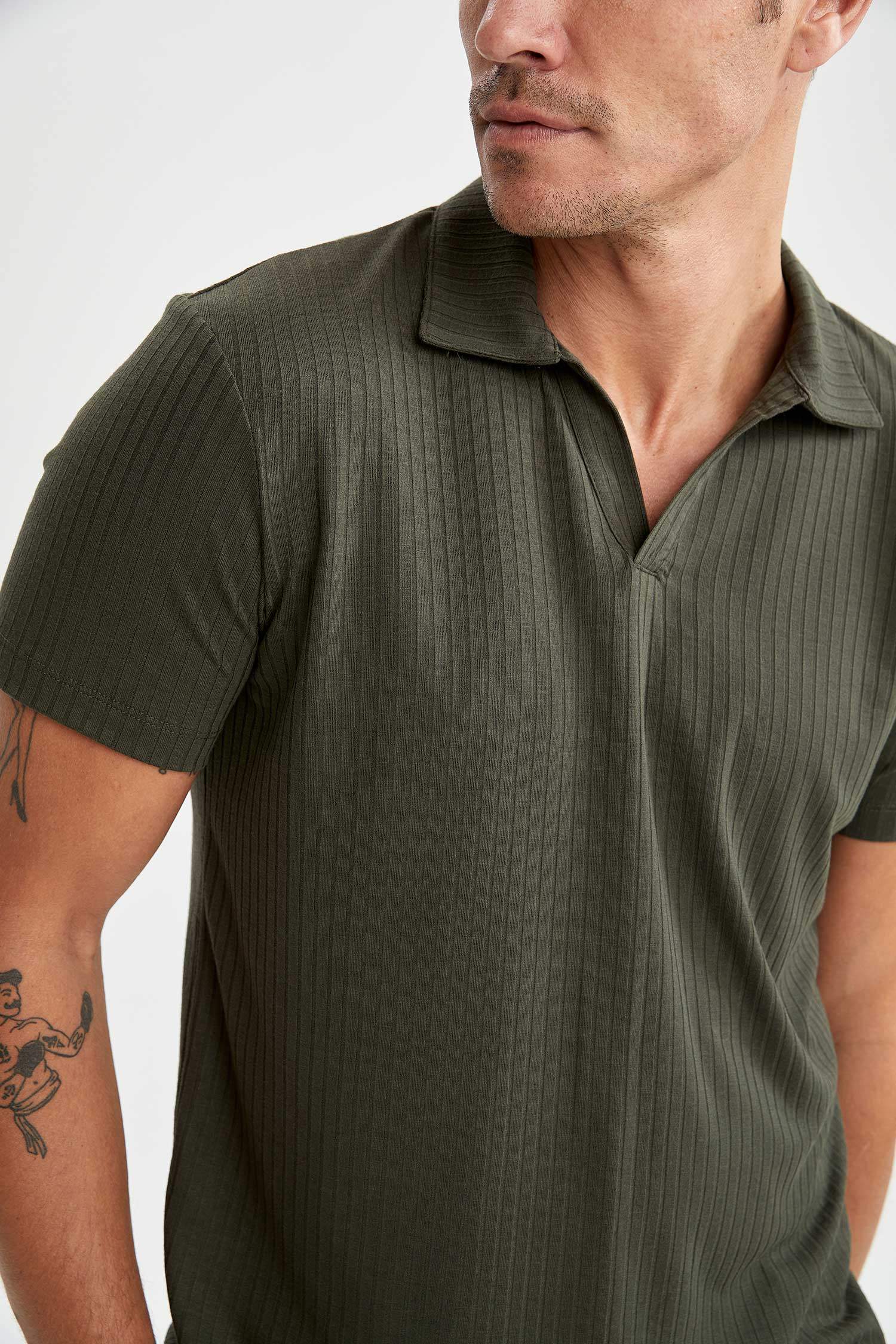 Modern Fit Polo Yaka Basic Kısa Kollu Tişört