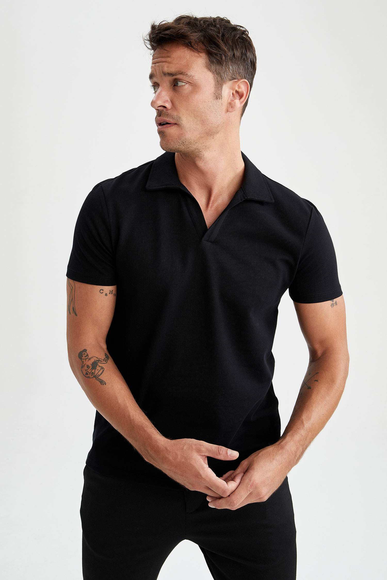 Modern Fit Polo Yaka Basic Kısa Kollu Tişört