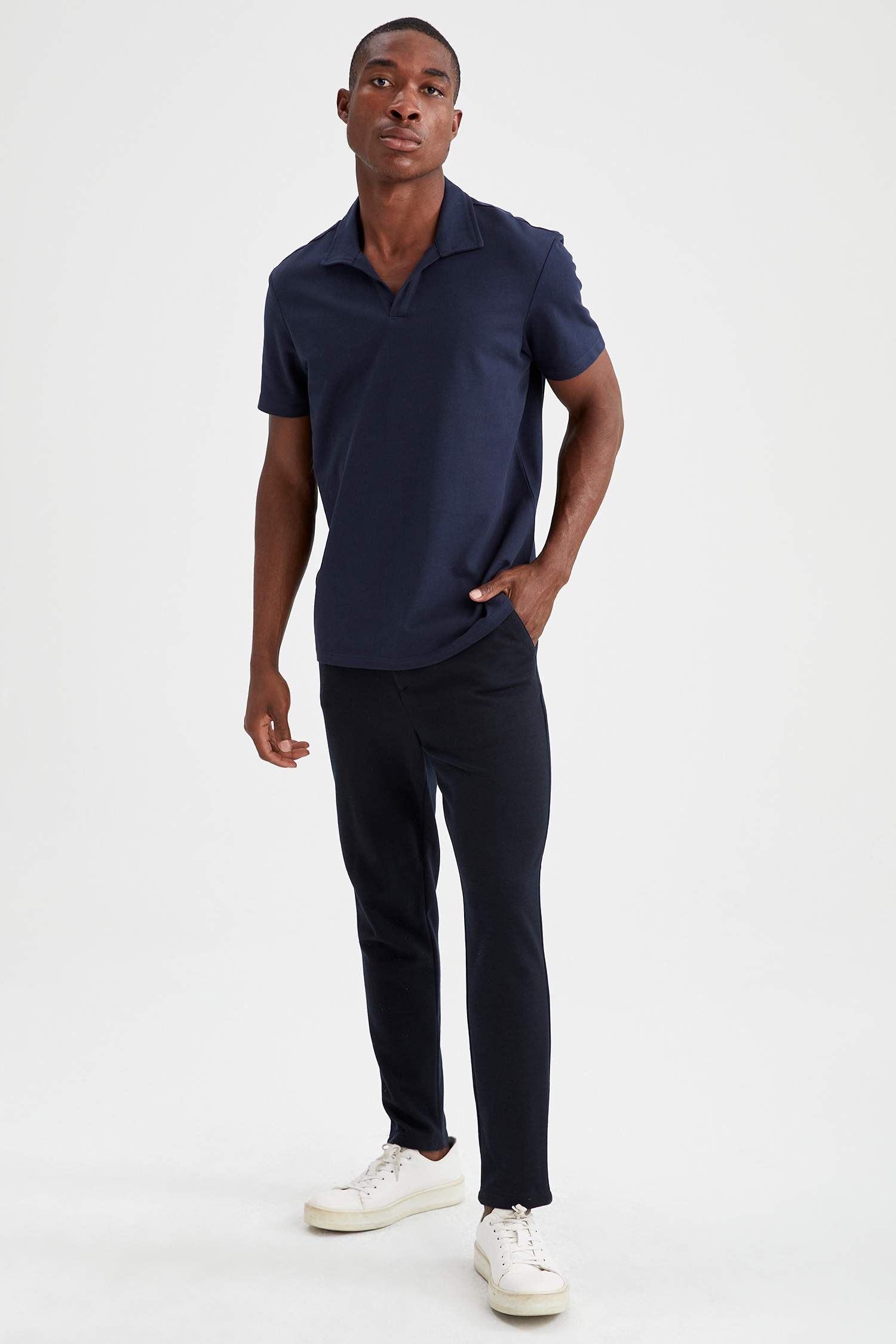 Modern Fit Polo Yaka Basic Kısa Kollu Tişört