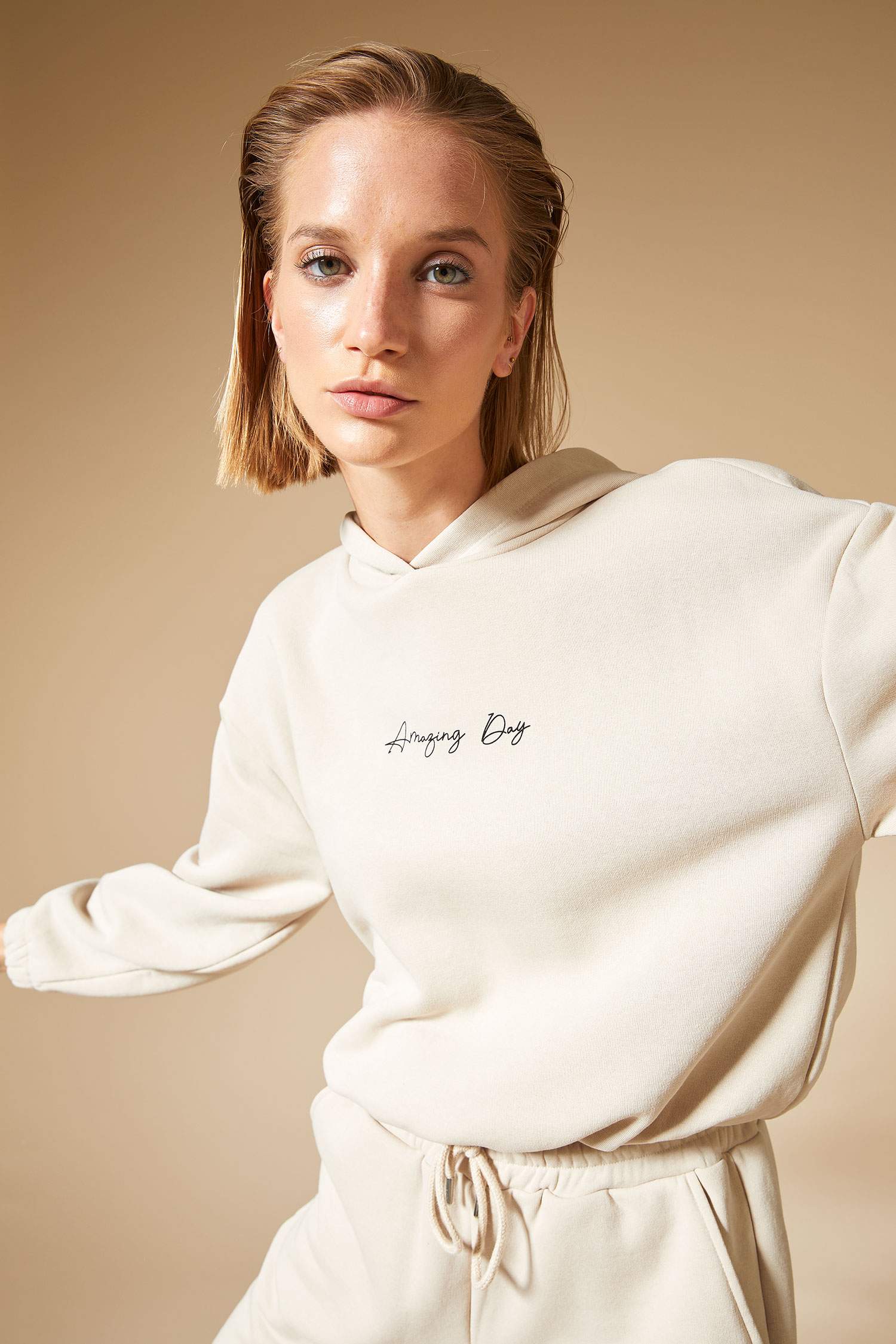 Slogan Baskılı Kapüşonlu Beli Lastikli Relax Fit Sweatshirt