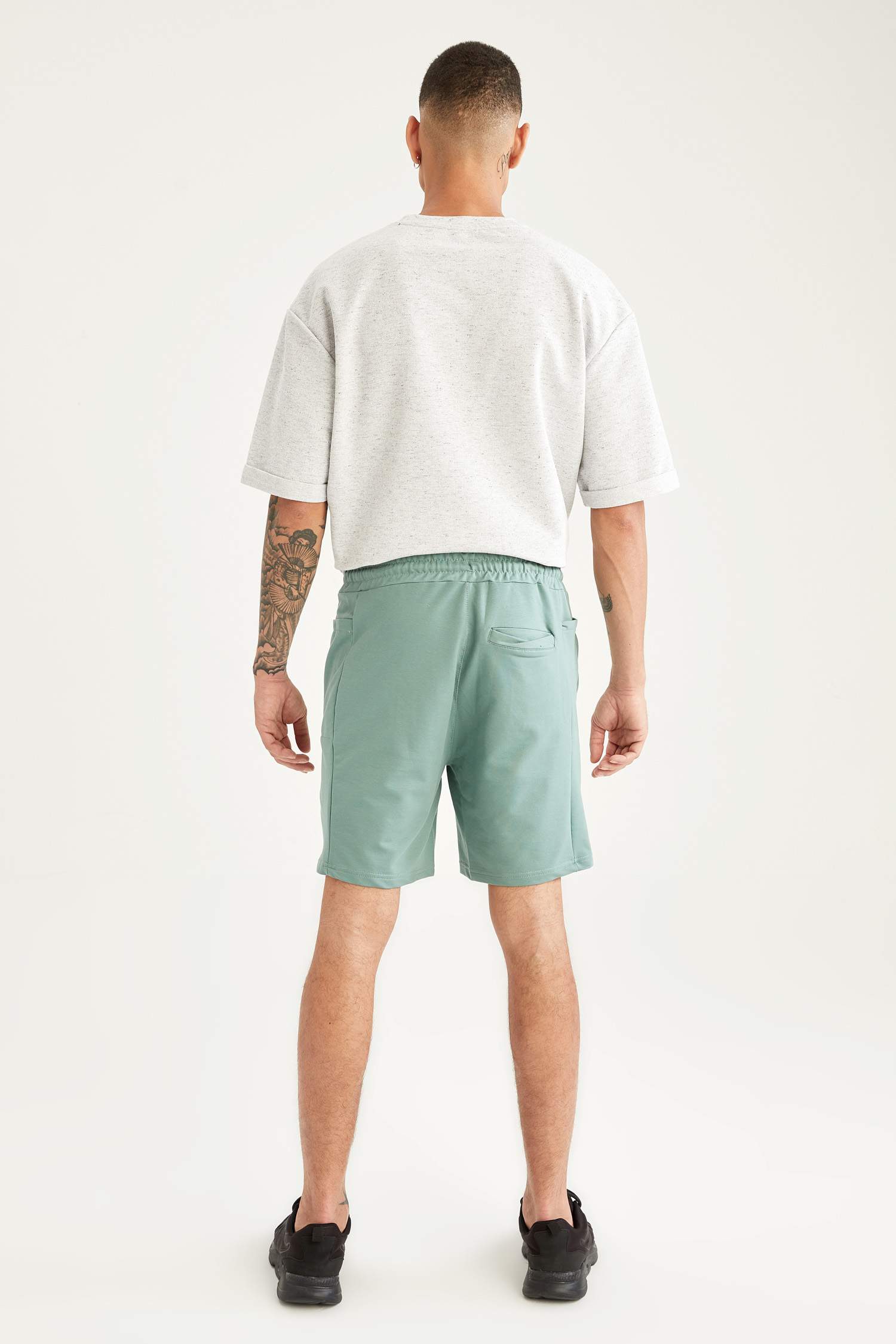 Slim Fit Yazı Baskılı Spor Şort