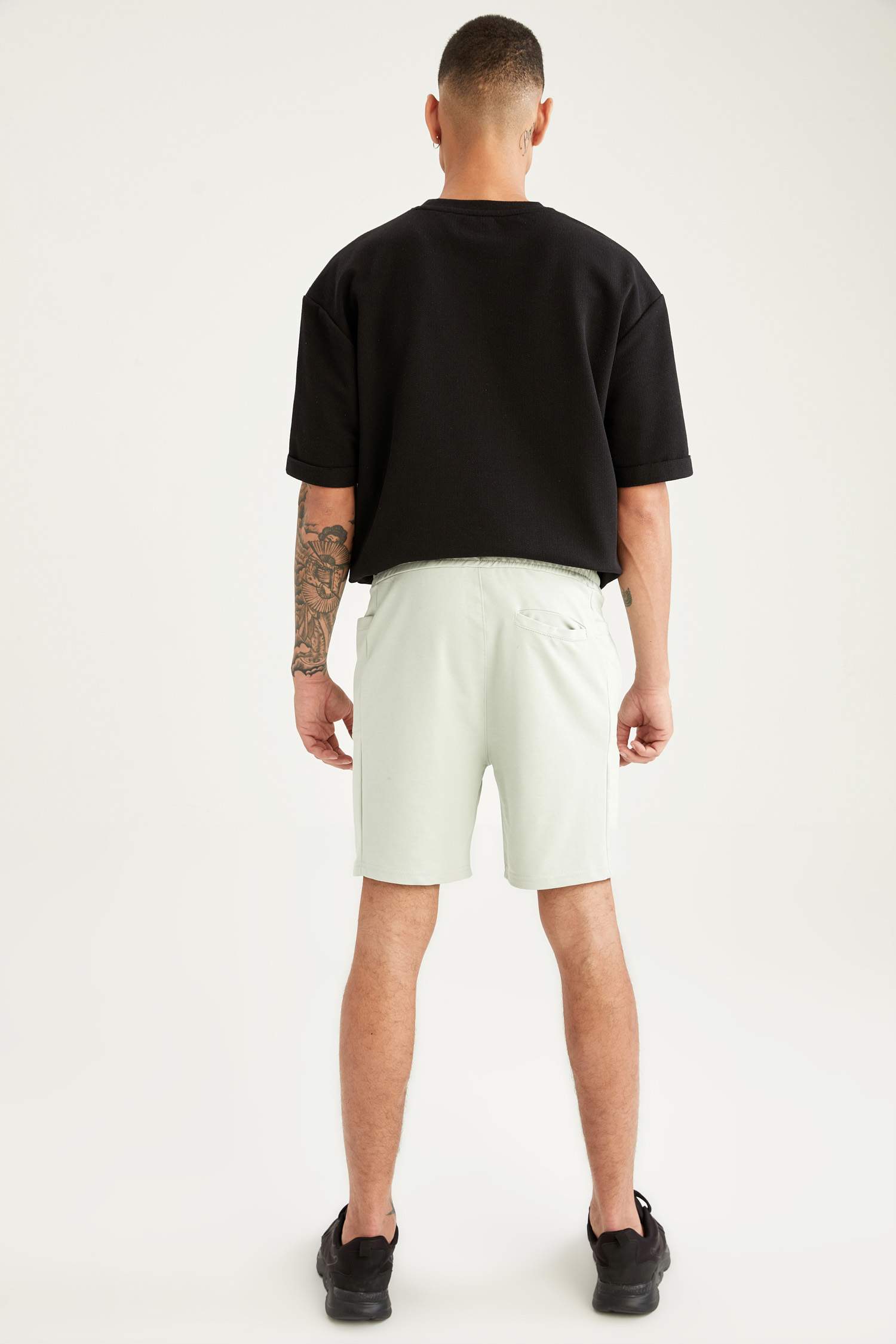 Slim Fit Yazı Baskılı Spor Şort
