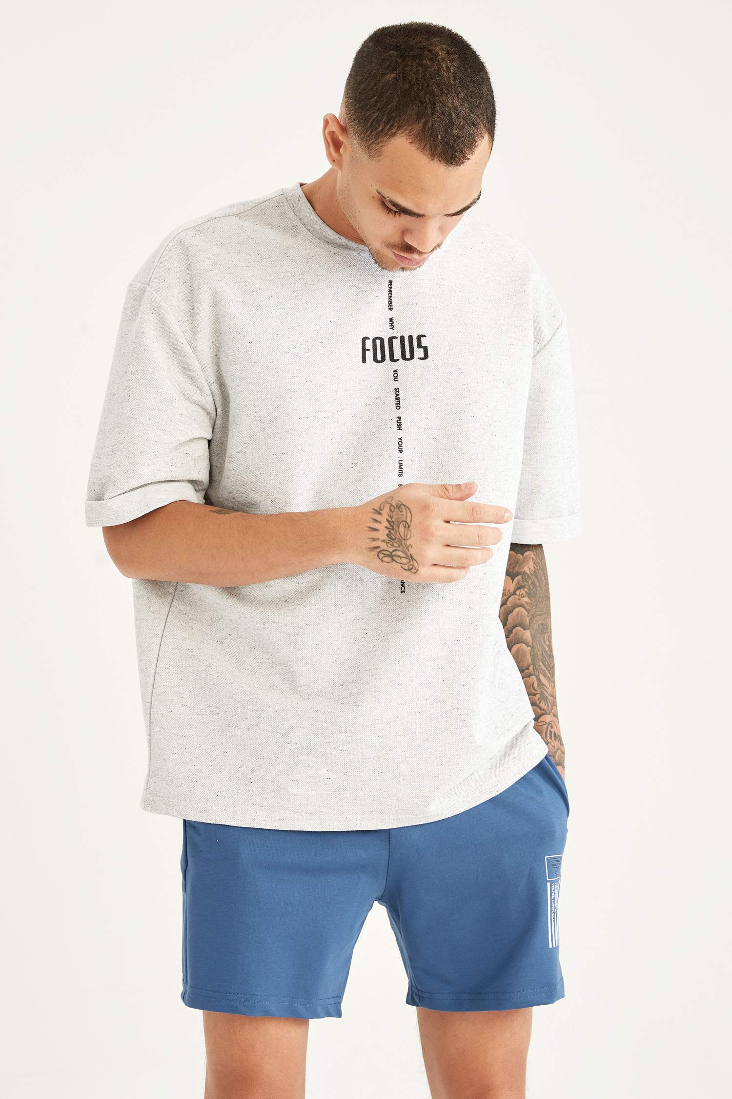 Slim Fit Beli Bağcıklı Spor Şort