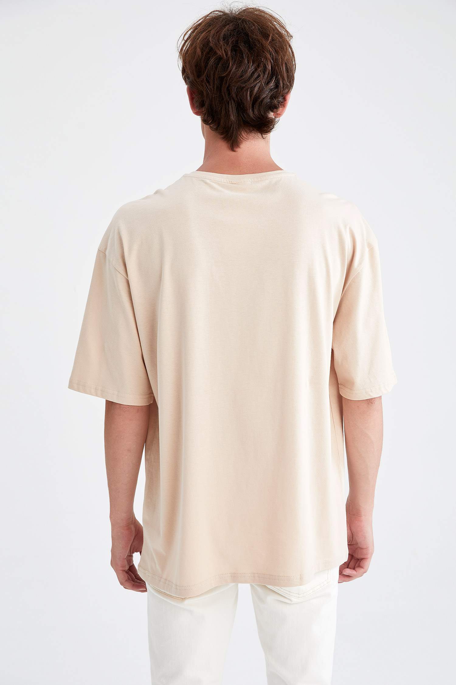 Oversize Fit Bisiklet Yaka Basic Kısa Kollu Tişört