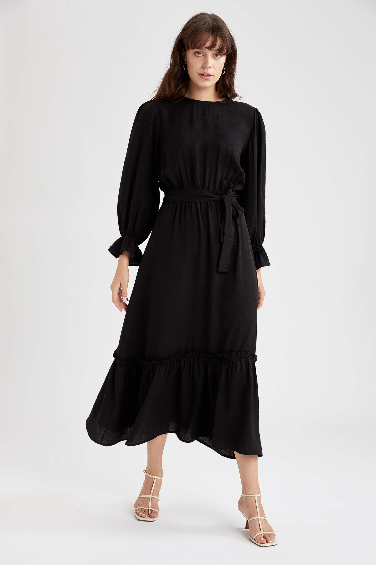 Volanlı Regular Fit Maxi Elbise