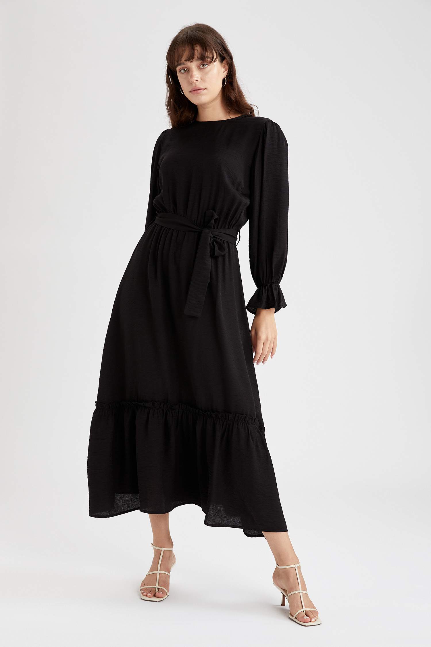Volanlı Regular Fit Maxi Elbise