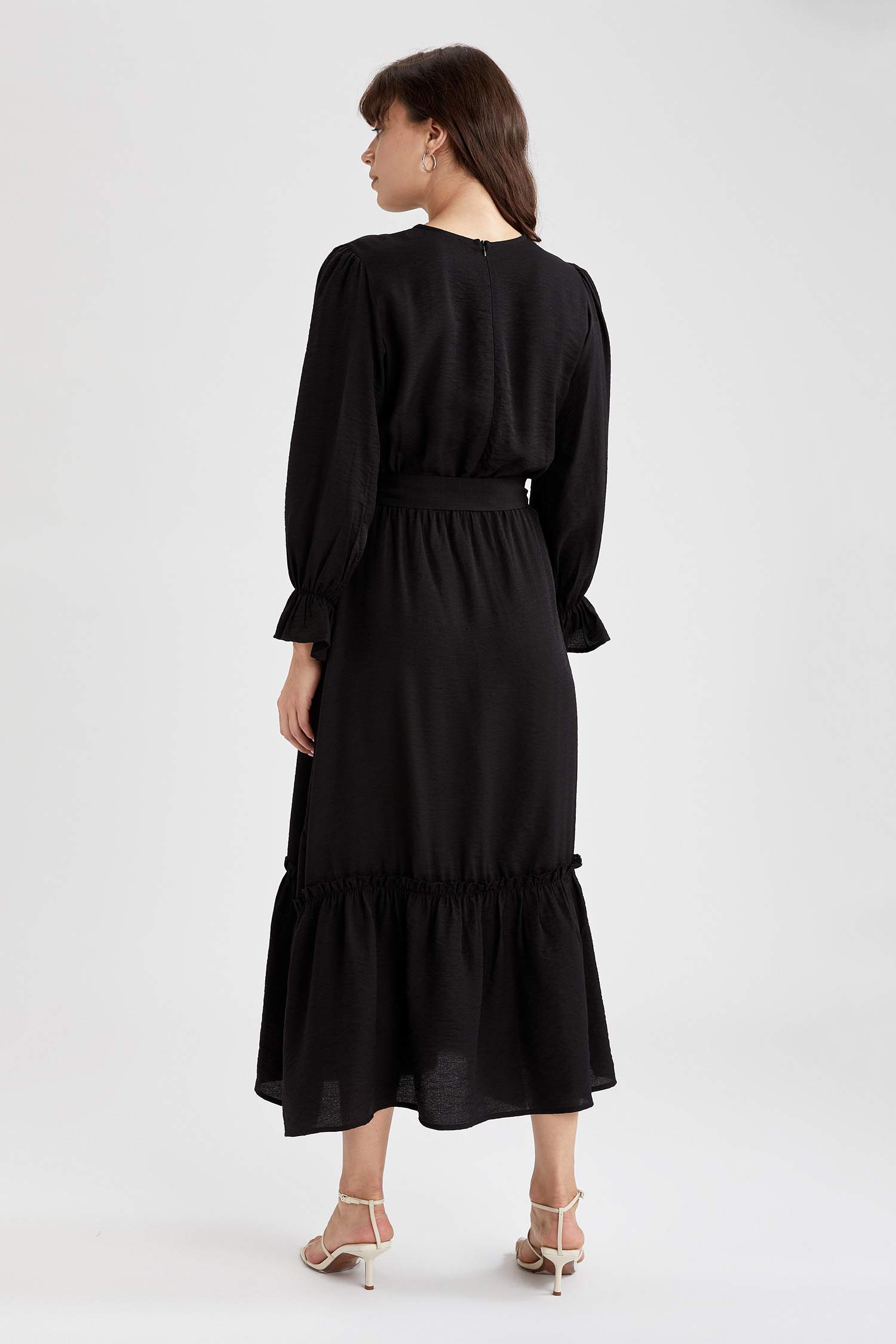 Volanlı Regular Fit Maxi Elbise