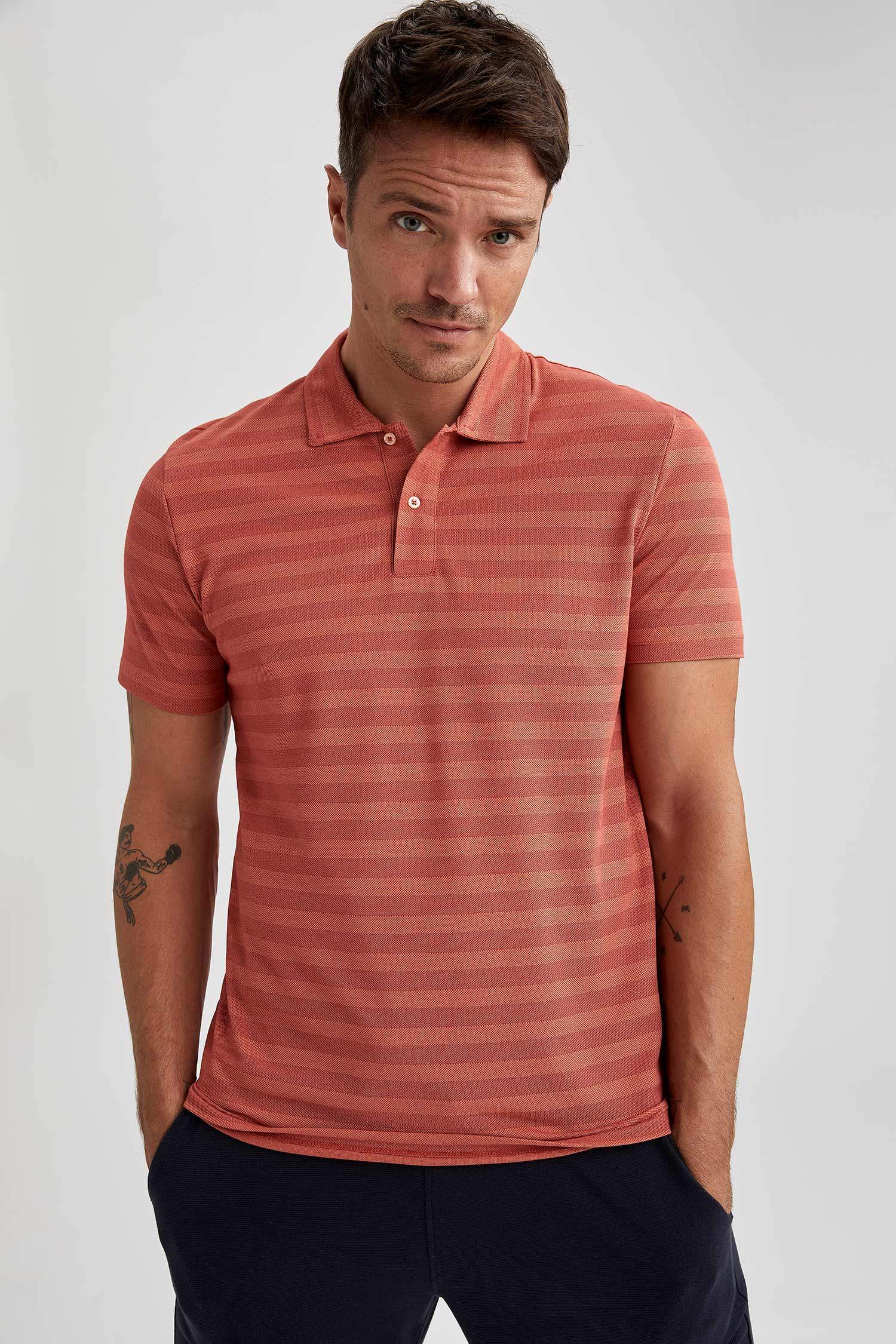 Regular Fit Polo Yaka Çizgi Desenli Kısa Kollu Tişört