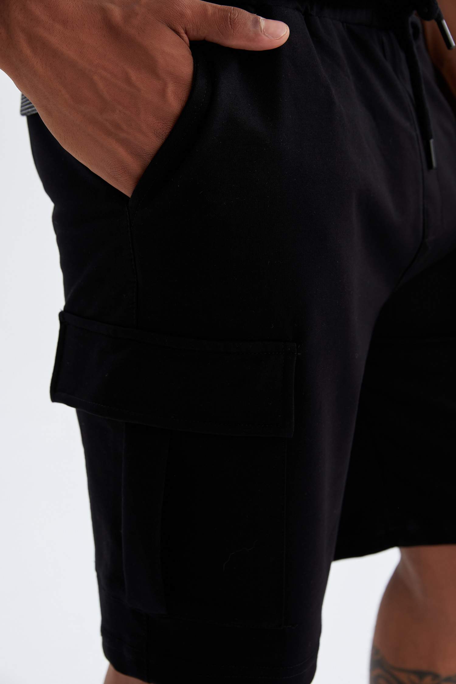 Regular Fit Kargo Cepli Bermuda Şort