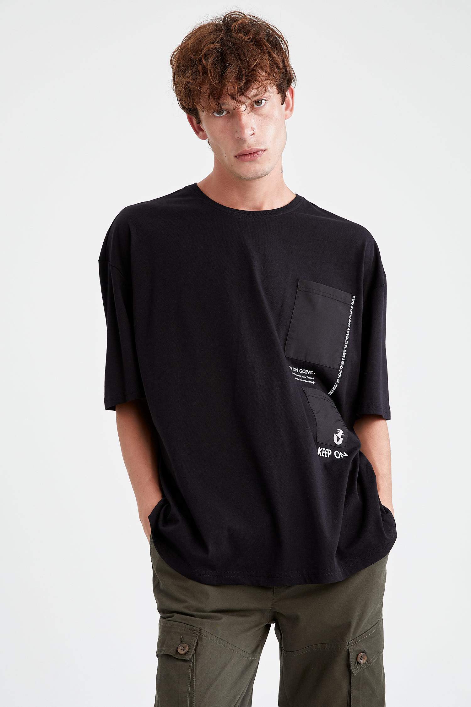 Oversize Fit Bisiklet Yaka Slogan Baskılı Kısa Kollu Tişört