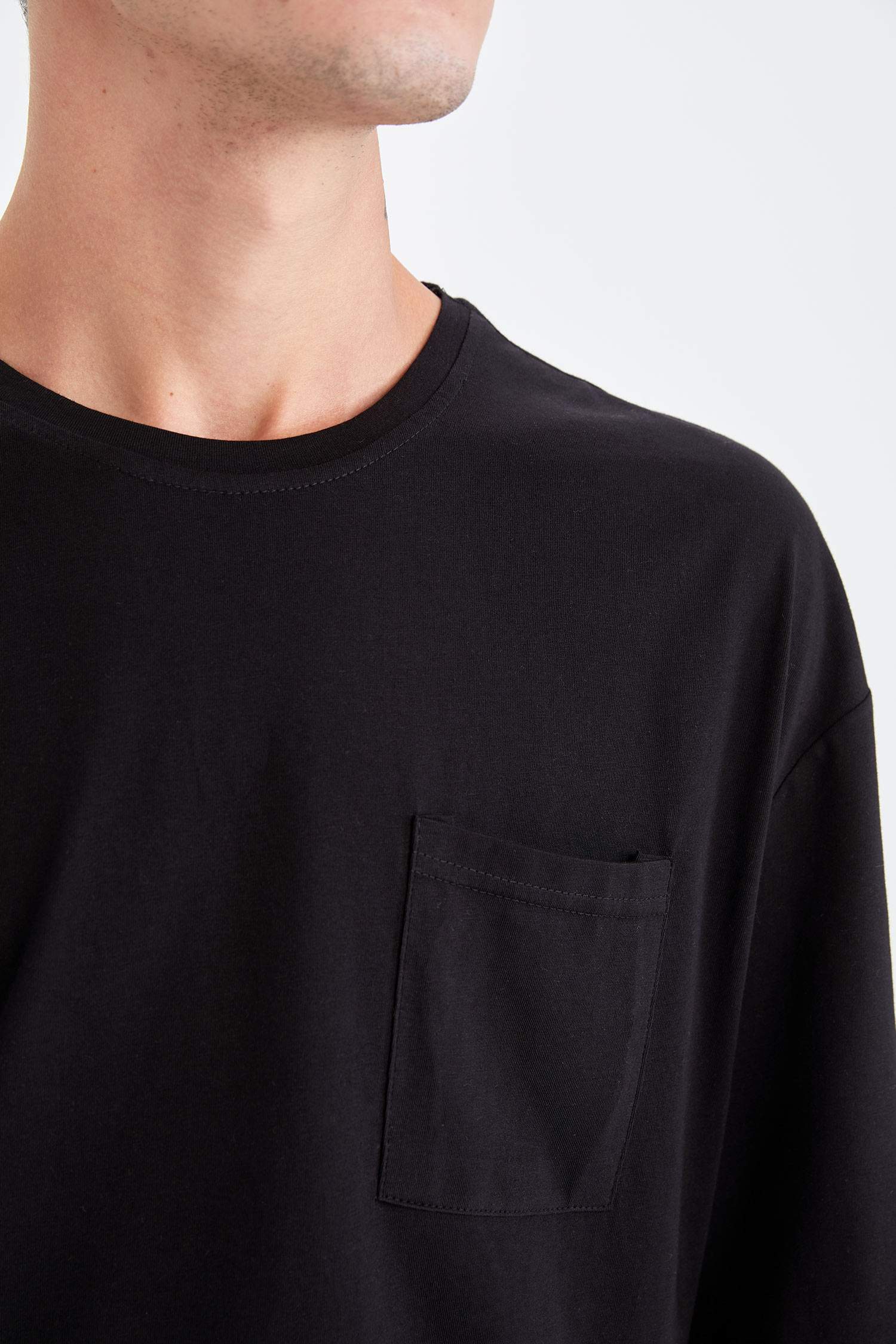 Oversize Fit Bisiklet Yaka Basic Kısa Kollu Tişört