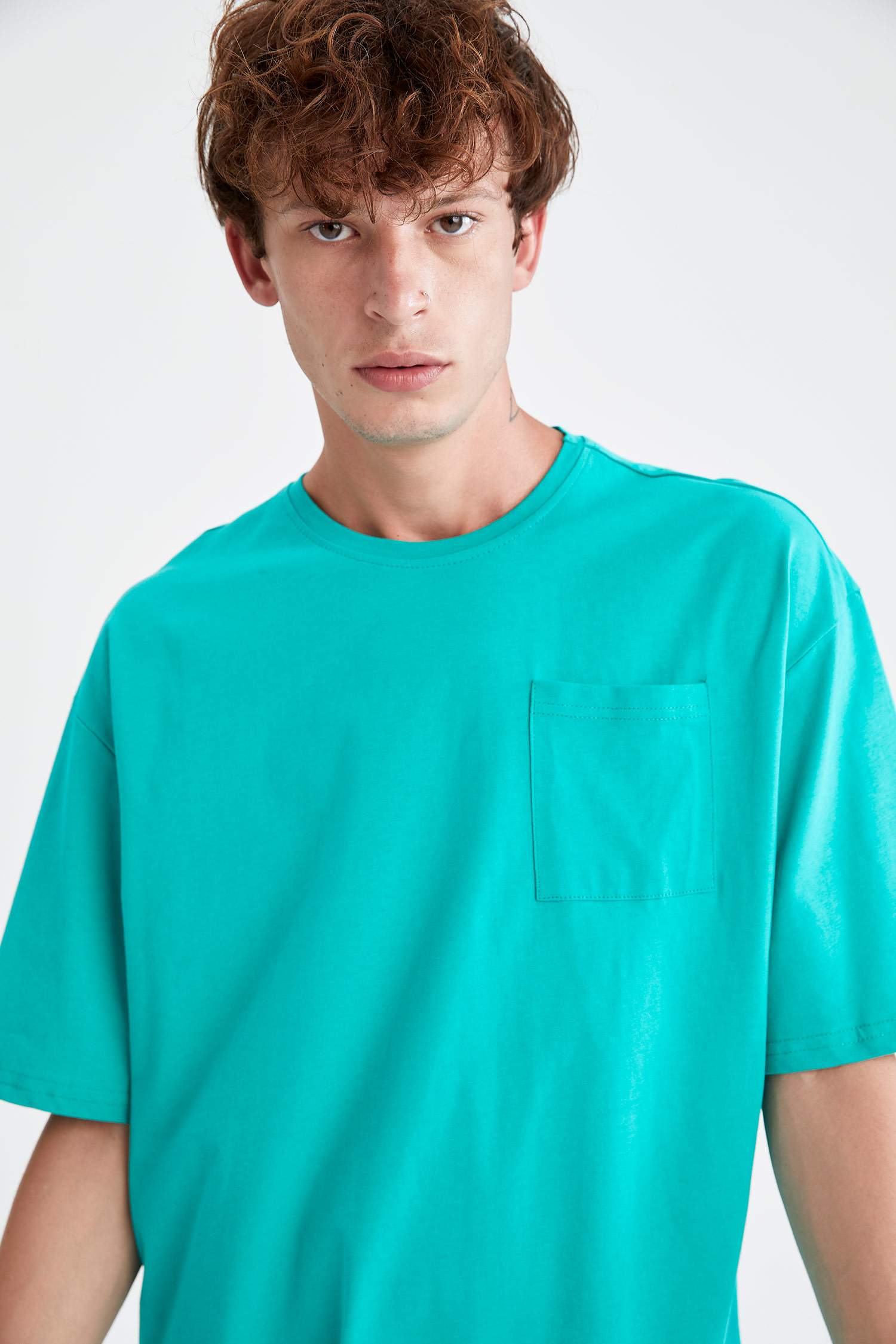 Oversize Fit Bisiklet Yaka Basic Kısa Kollu Tişört