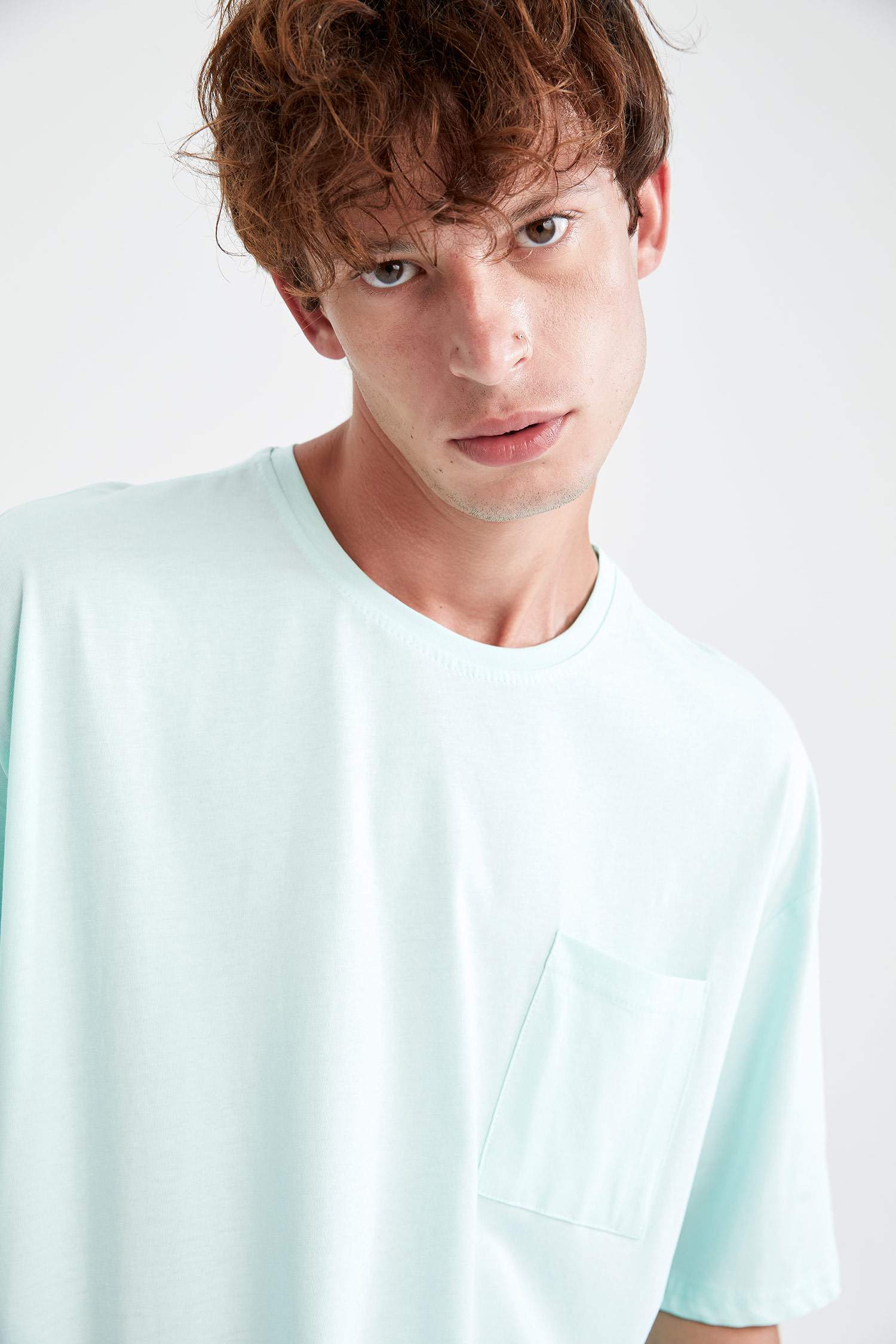 Oversize Fit Bisiklet Yaka Basic Kısa Kollu Tişört
