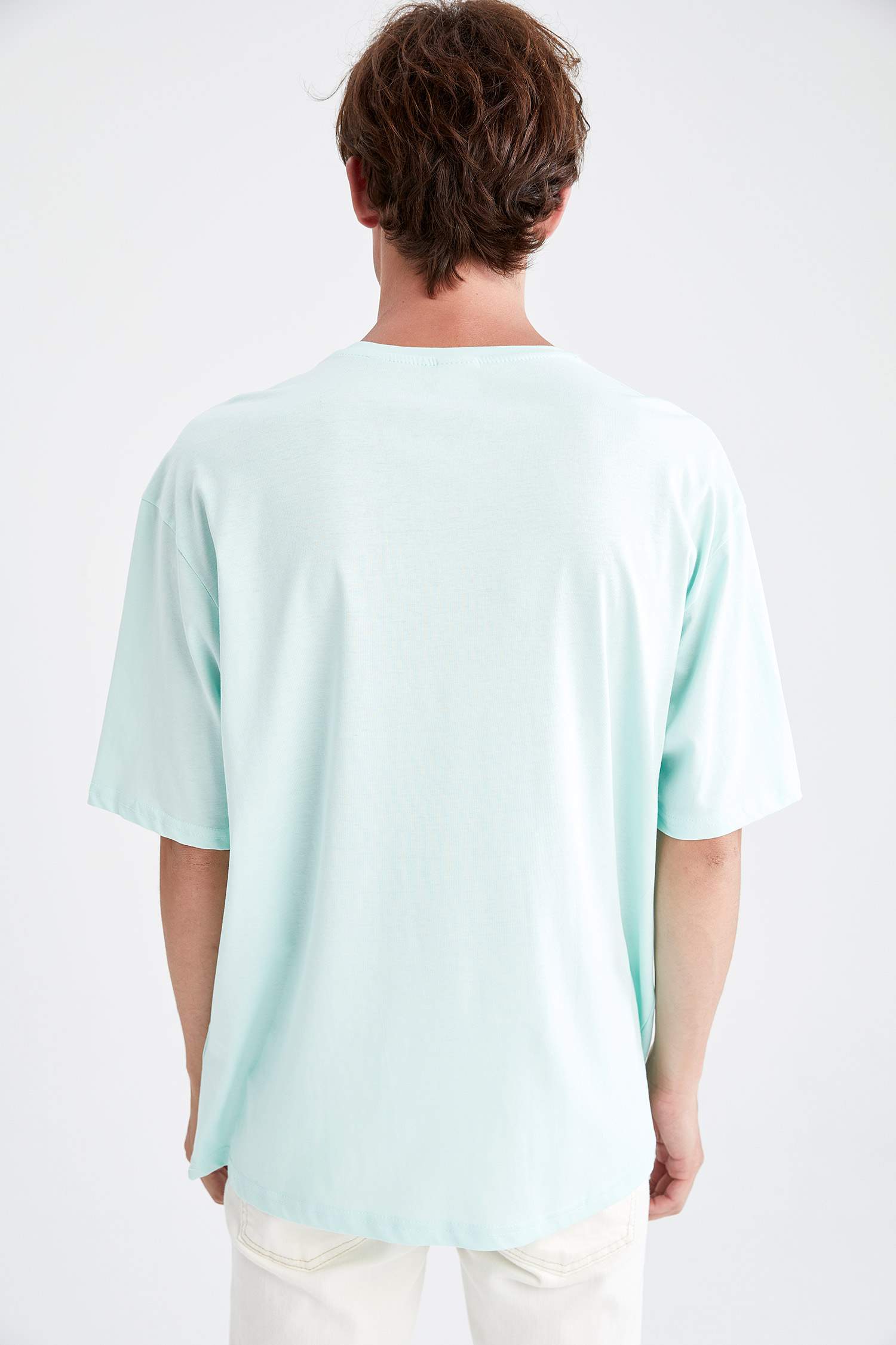 Oversize Fit Bisiklet Yaka Basic Kısa Kollu Tişört