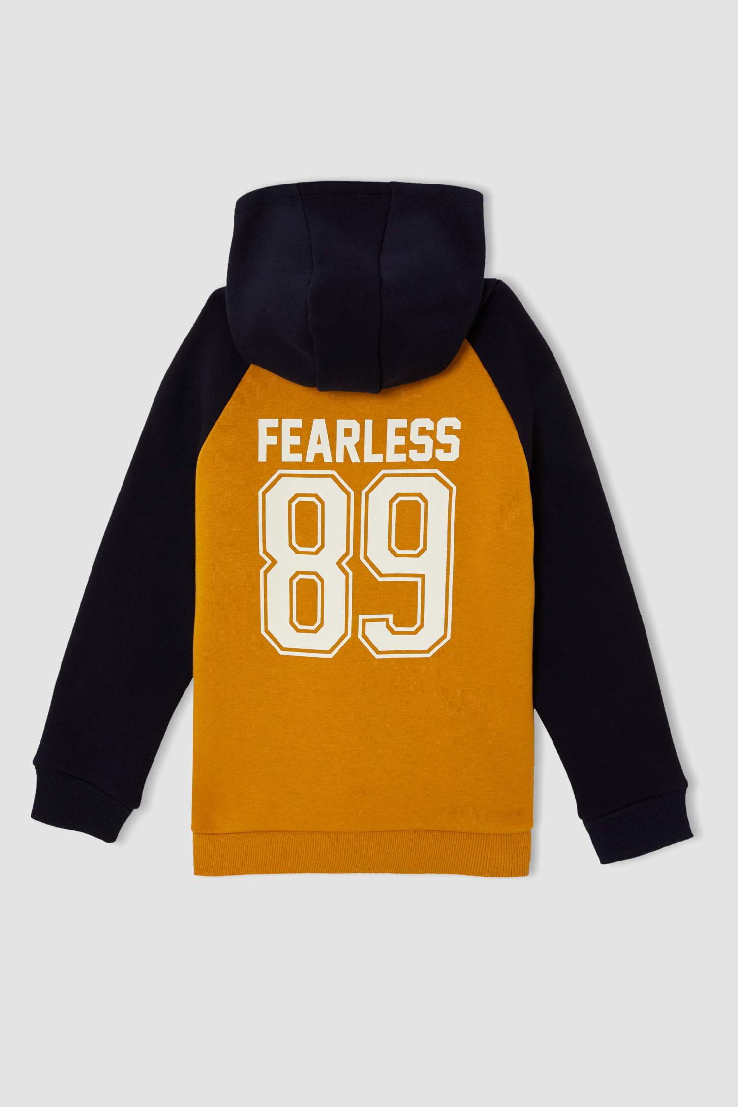 Erkek Çocuk Regular Fit Kapüşonlu Rakam Baskılı Renk Bloklu İçi Yumuşak Tüylü Sweatshirt