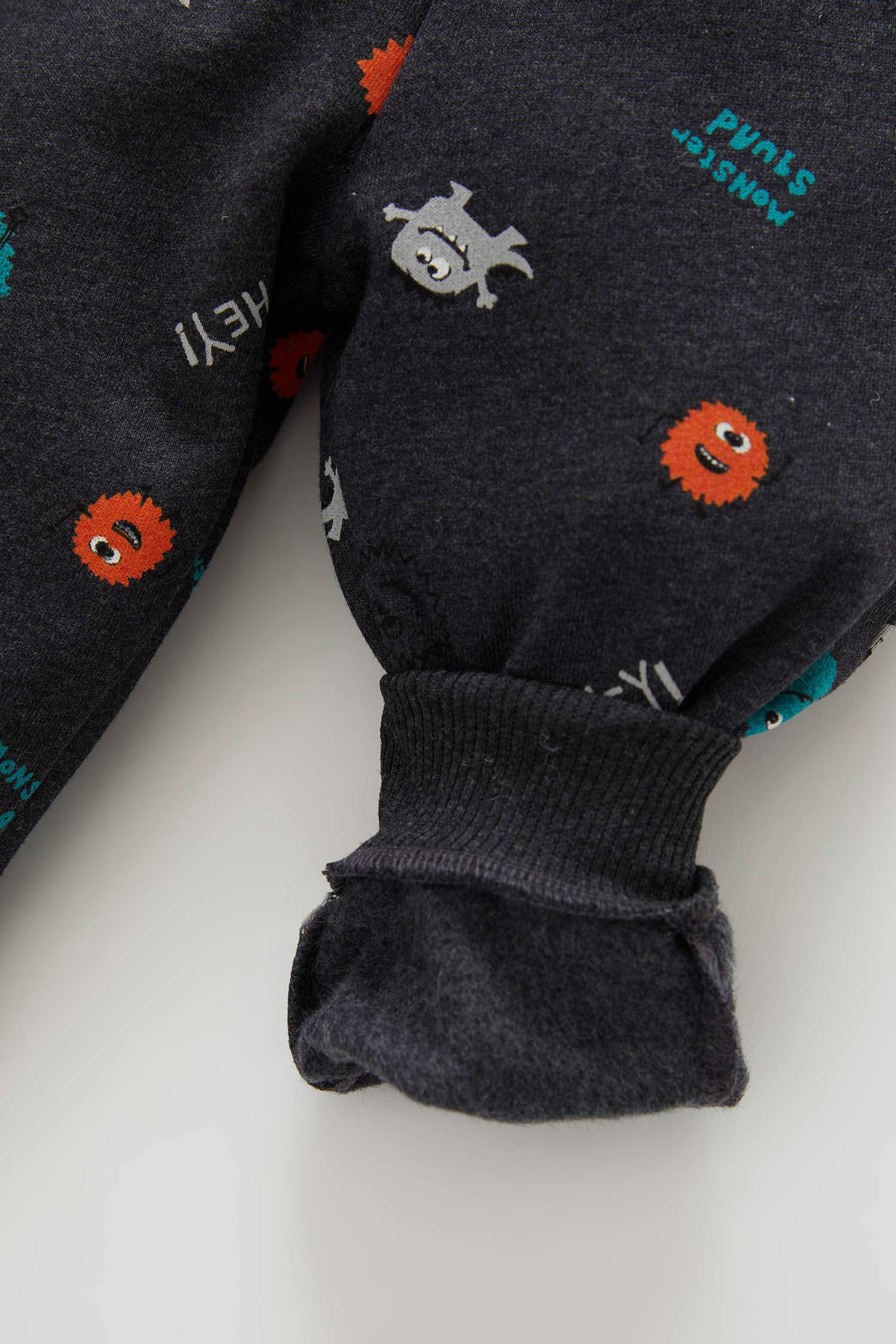 Erkek Bebek Desenli İçi Yumuşak Tüylü Jogger Eşofman Altı