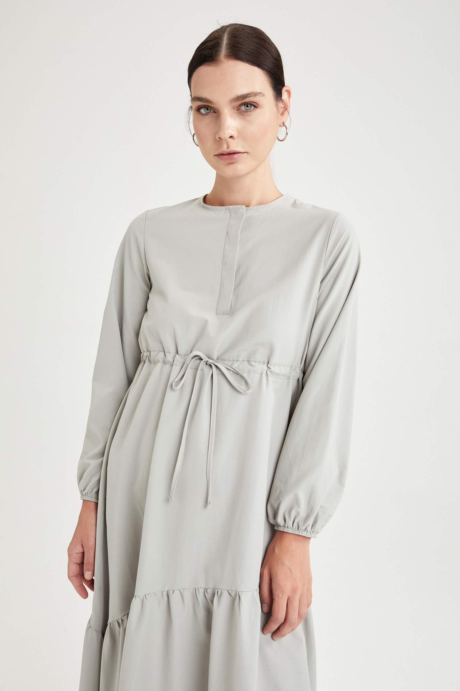 Regular Fit Volanlı Maxi Elbise