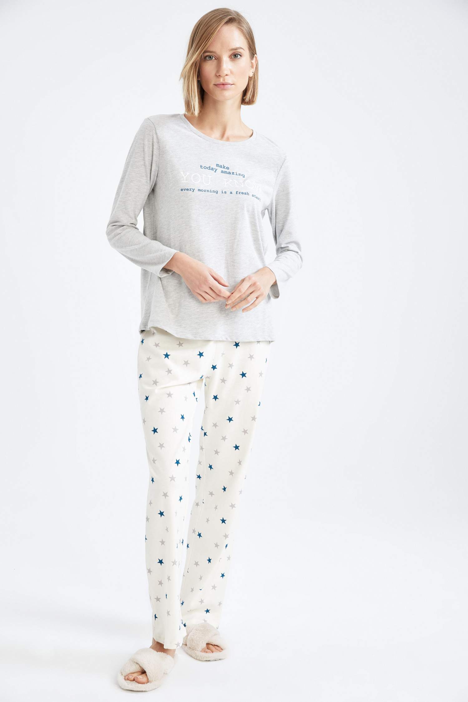 Slogan Baskılı Uzun Kollu Pijama Takımı