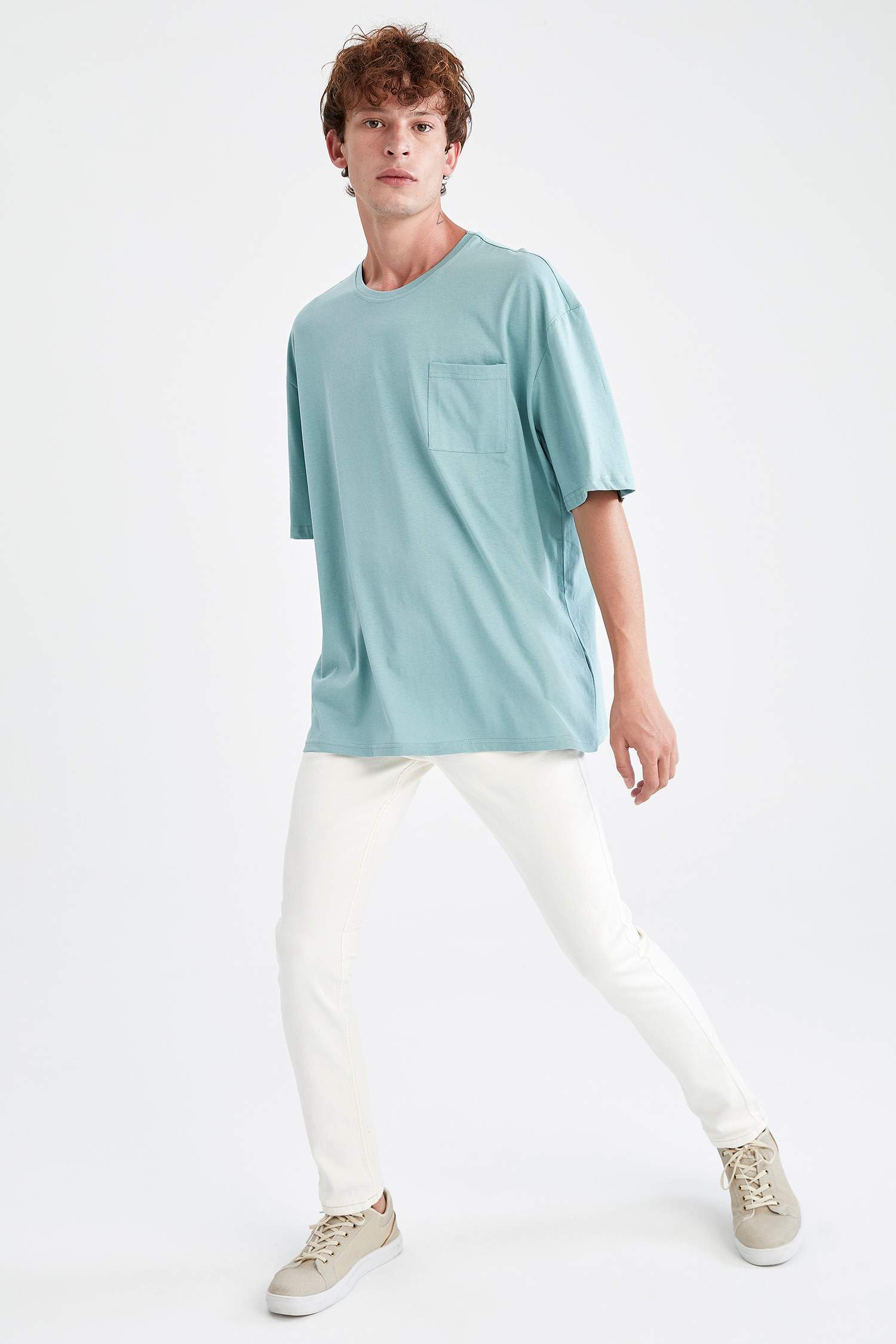 Oversize Fit Bisiklet Yaka Basic Kısa Kollu Tişört
