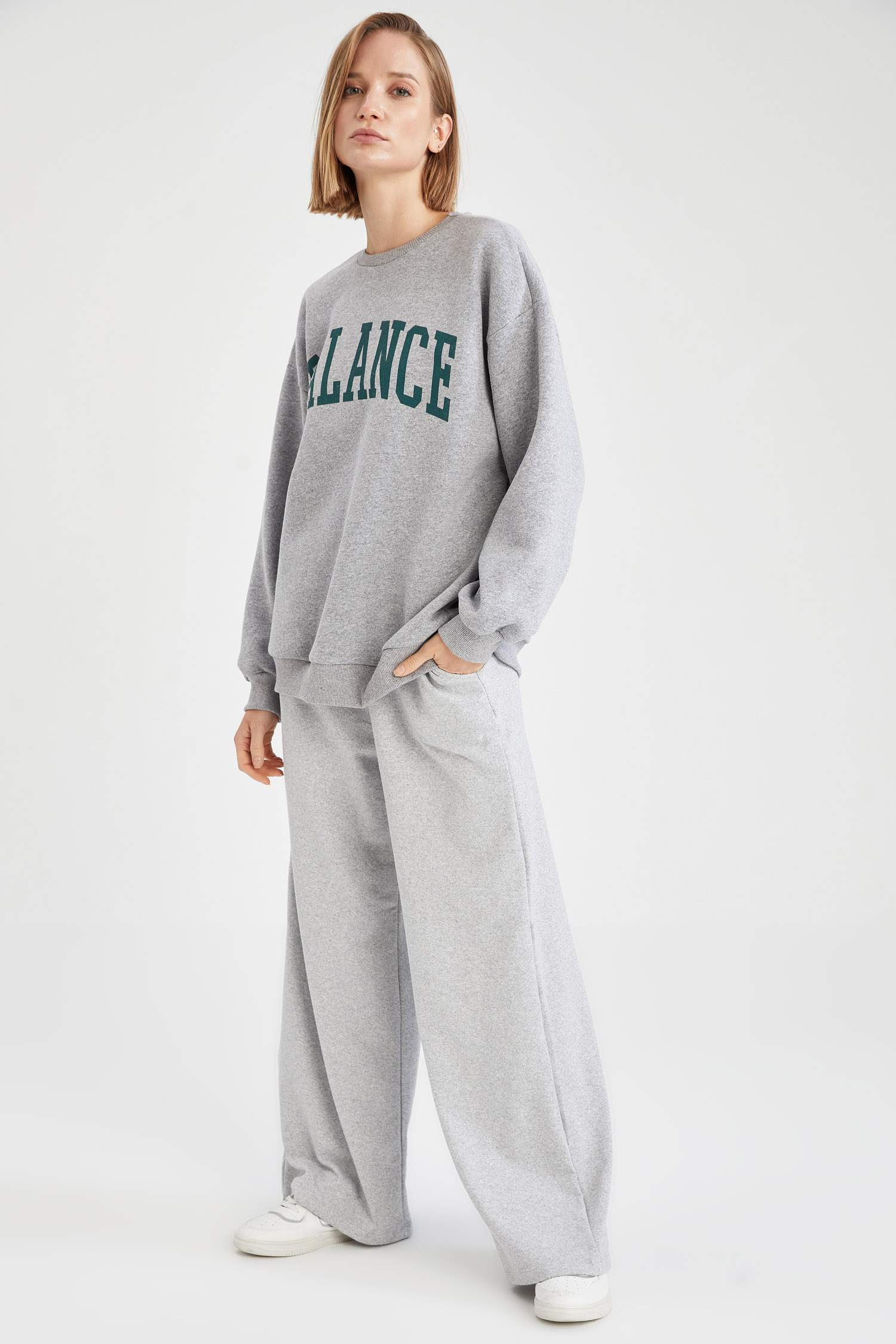 Slogan Baskılı Relax Fit Sweatshirt