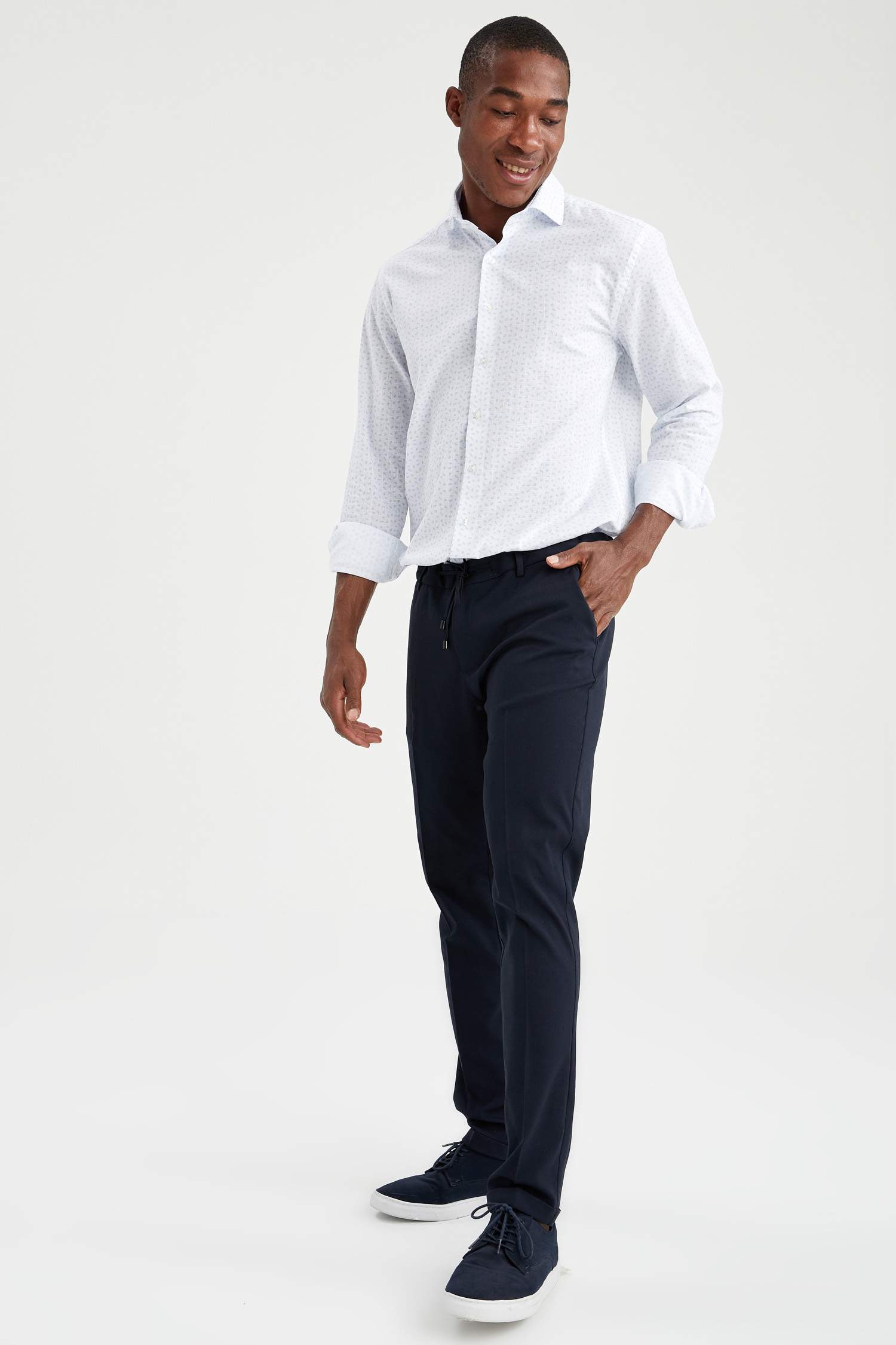 Modern Fit Klasik Uzun Kollu Gömlek