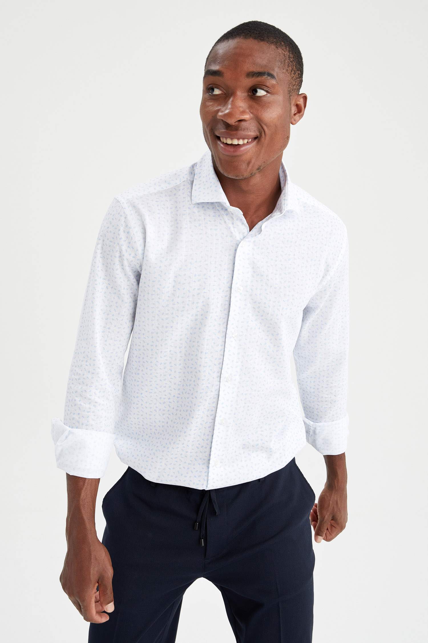 Modern Fit Klasik Uzun Kollu Gömlek