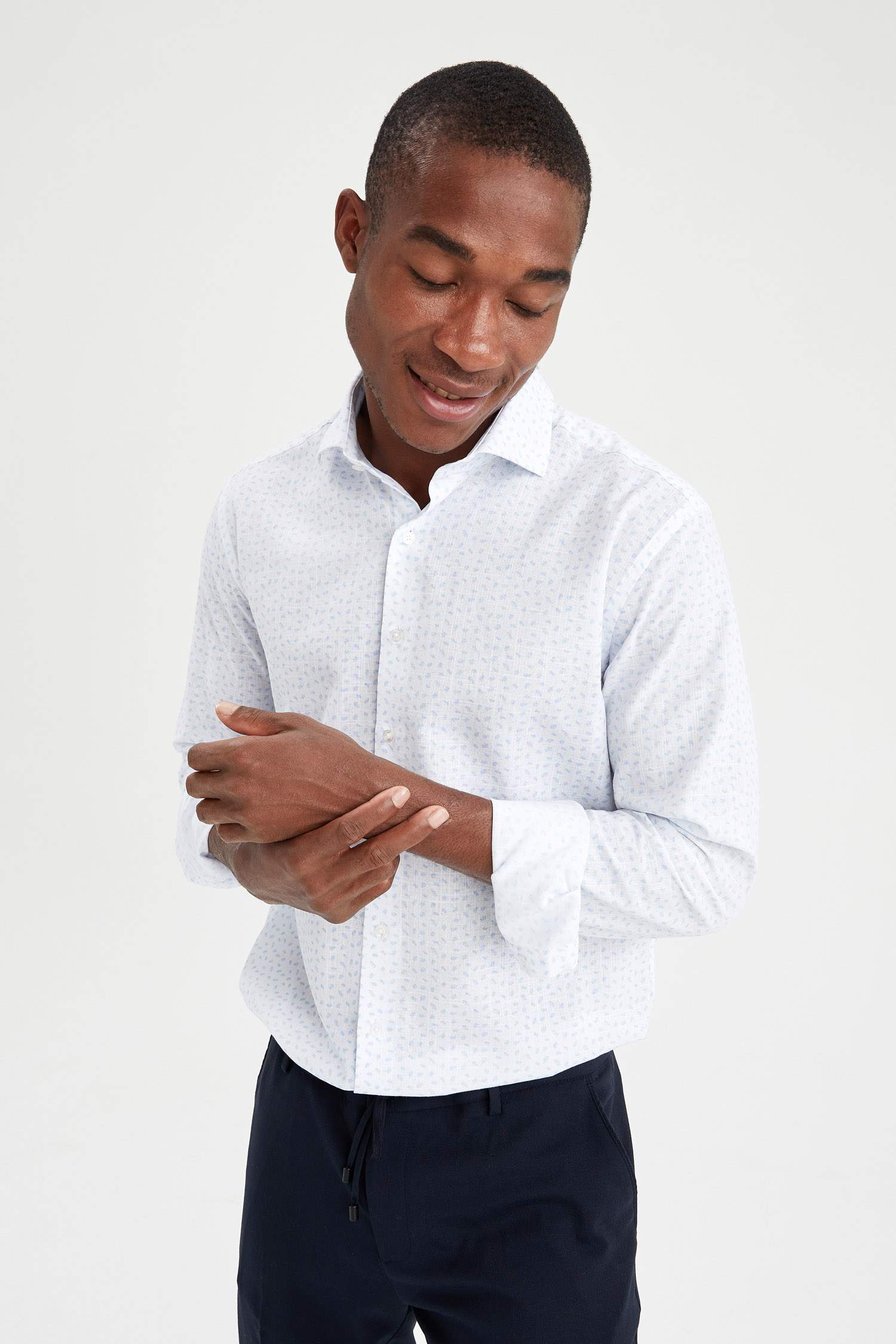Modern Fit Klasik Uzun Kollu Gömlek