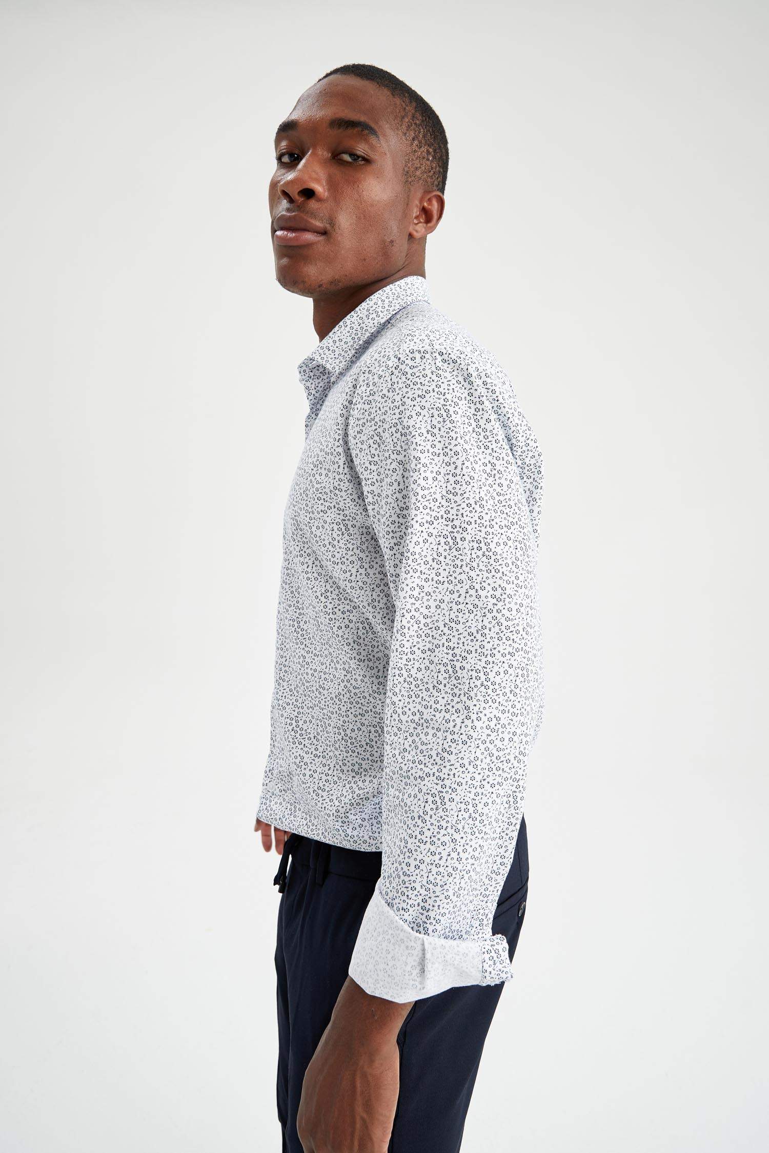 Modern Fit Desenli Klasik Uzun Kollu Gömlek
