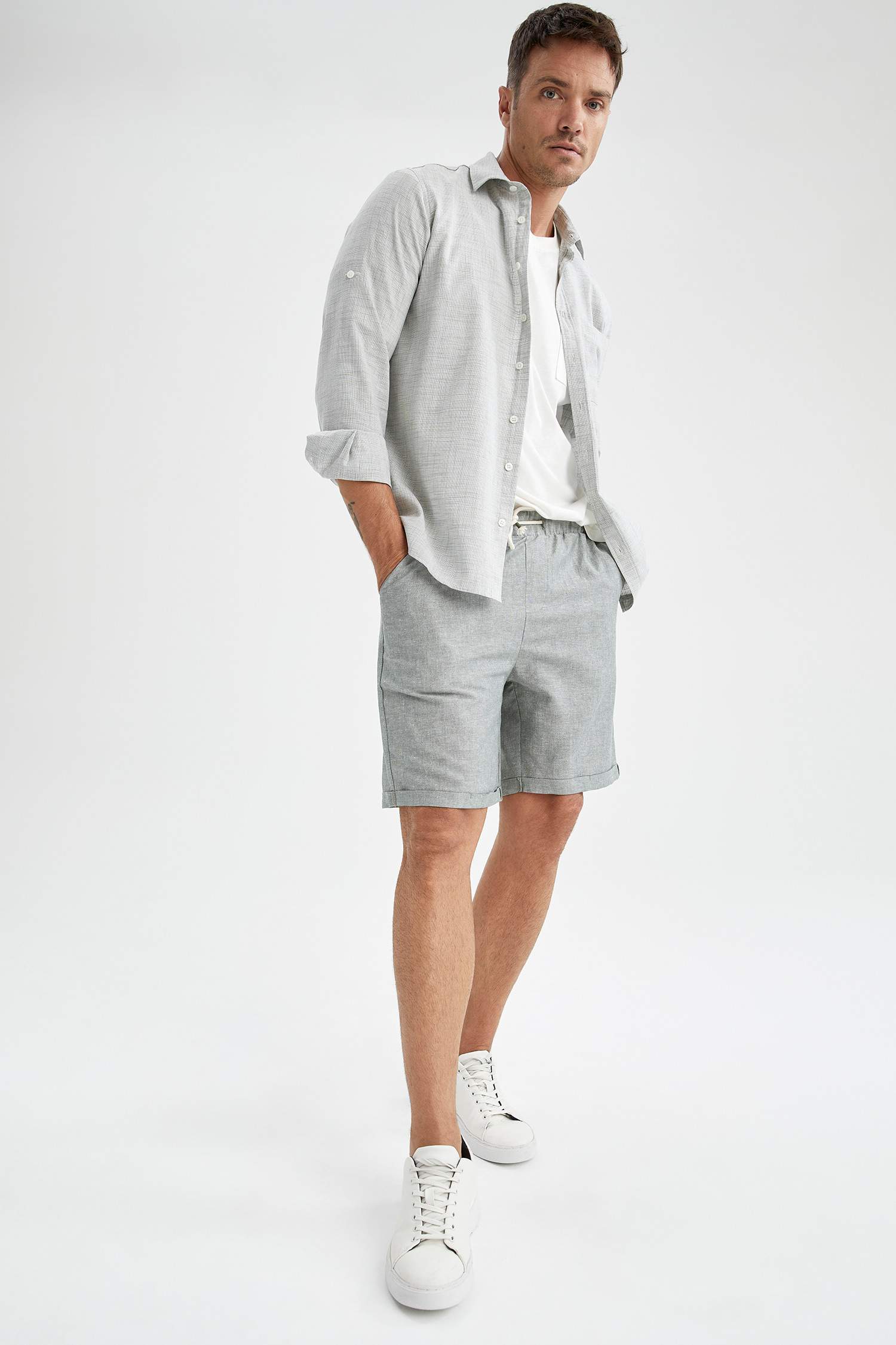 Regular Fit Bağcıklı Keten Bermuda Şort