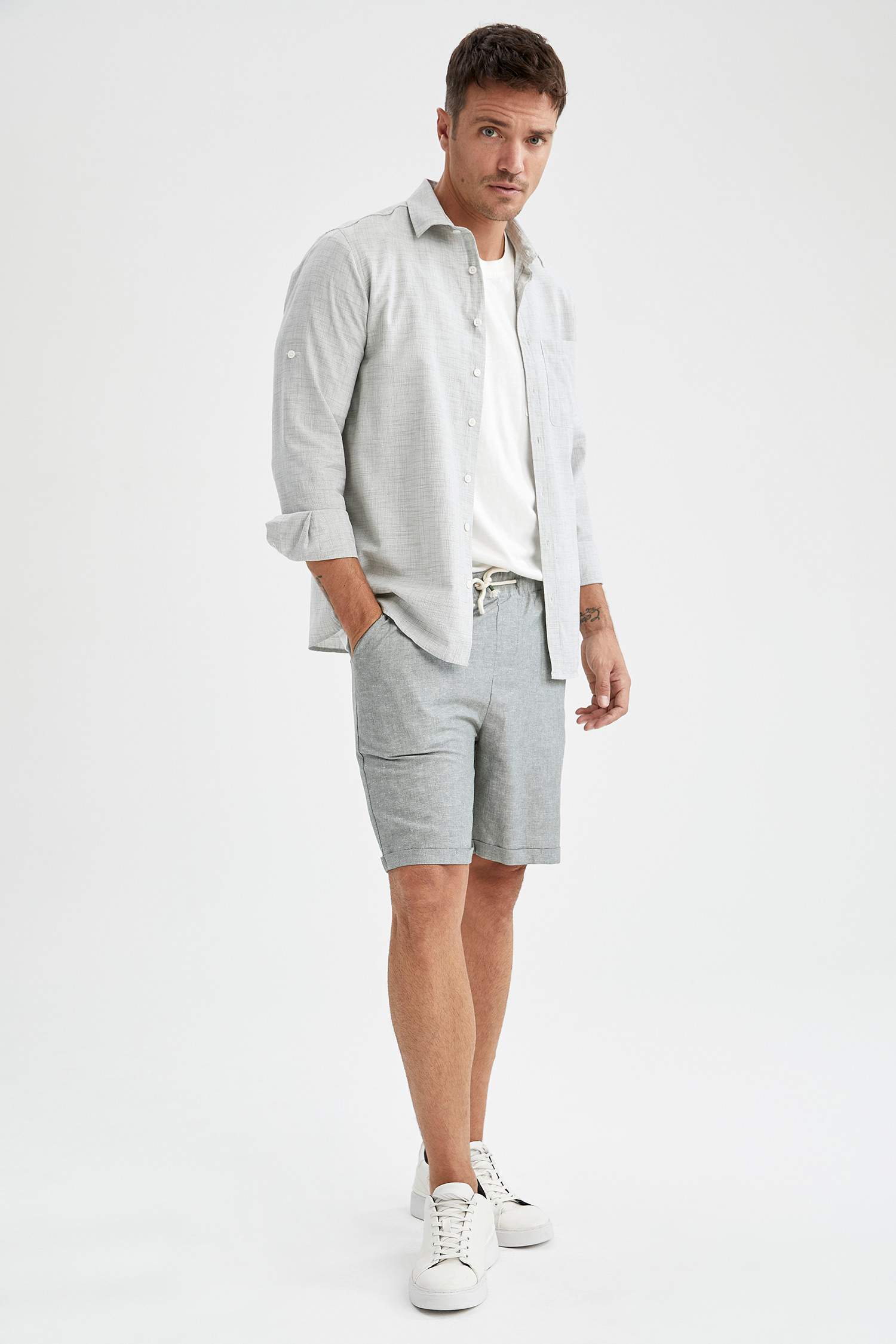 Regular Fit Bağcıklı Keten Bermuda Şort