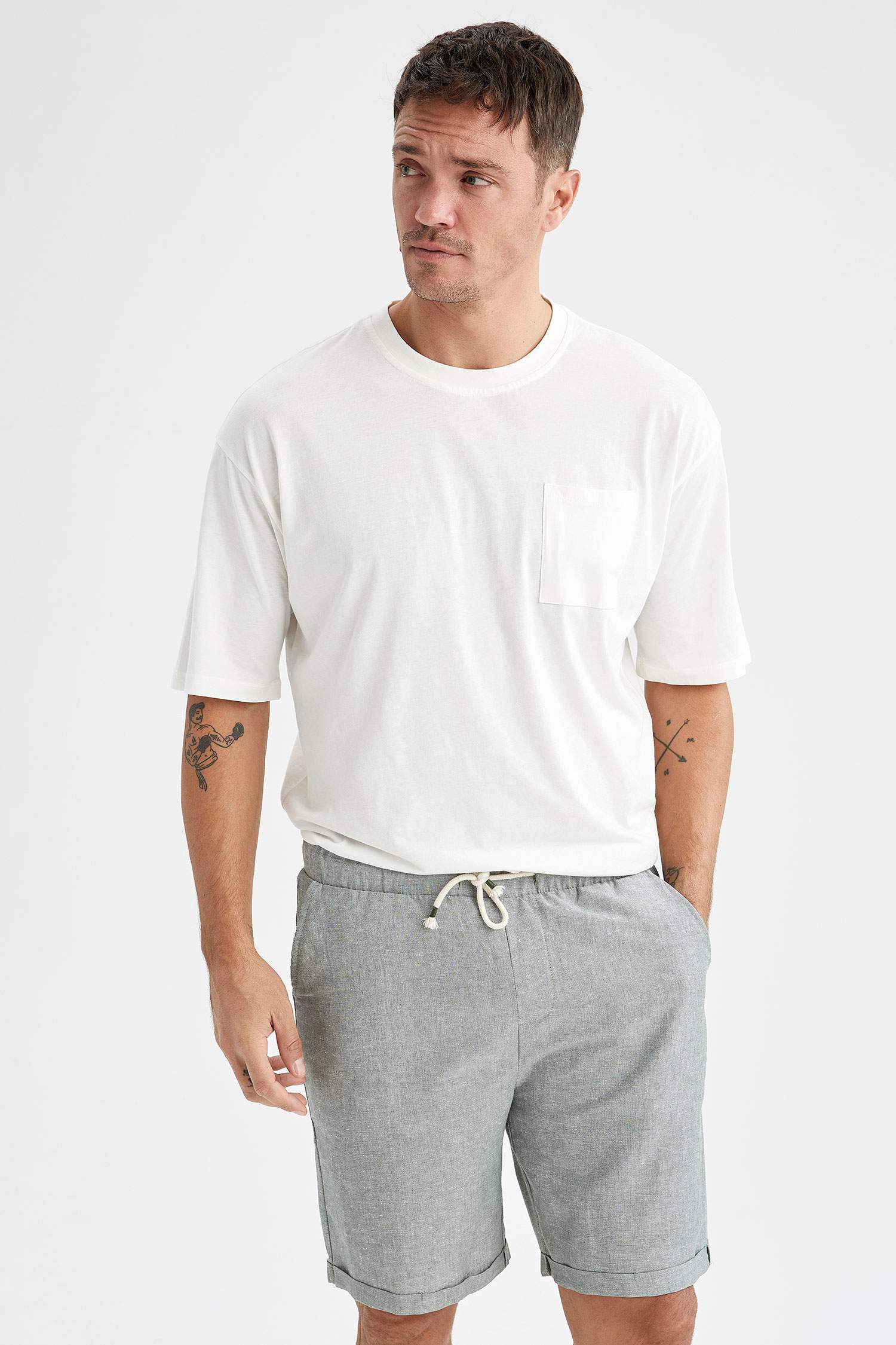 Regular Fit Bağcıklı Keten Bermuda Şort
