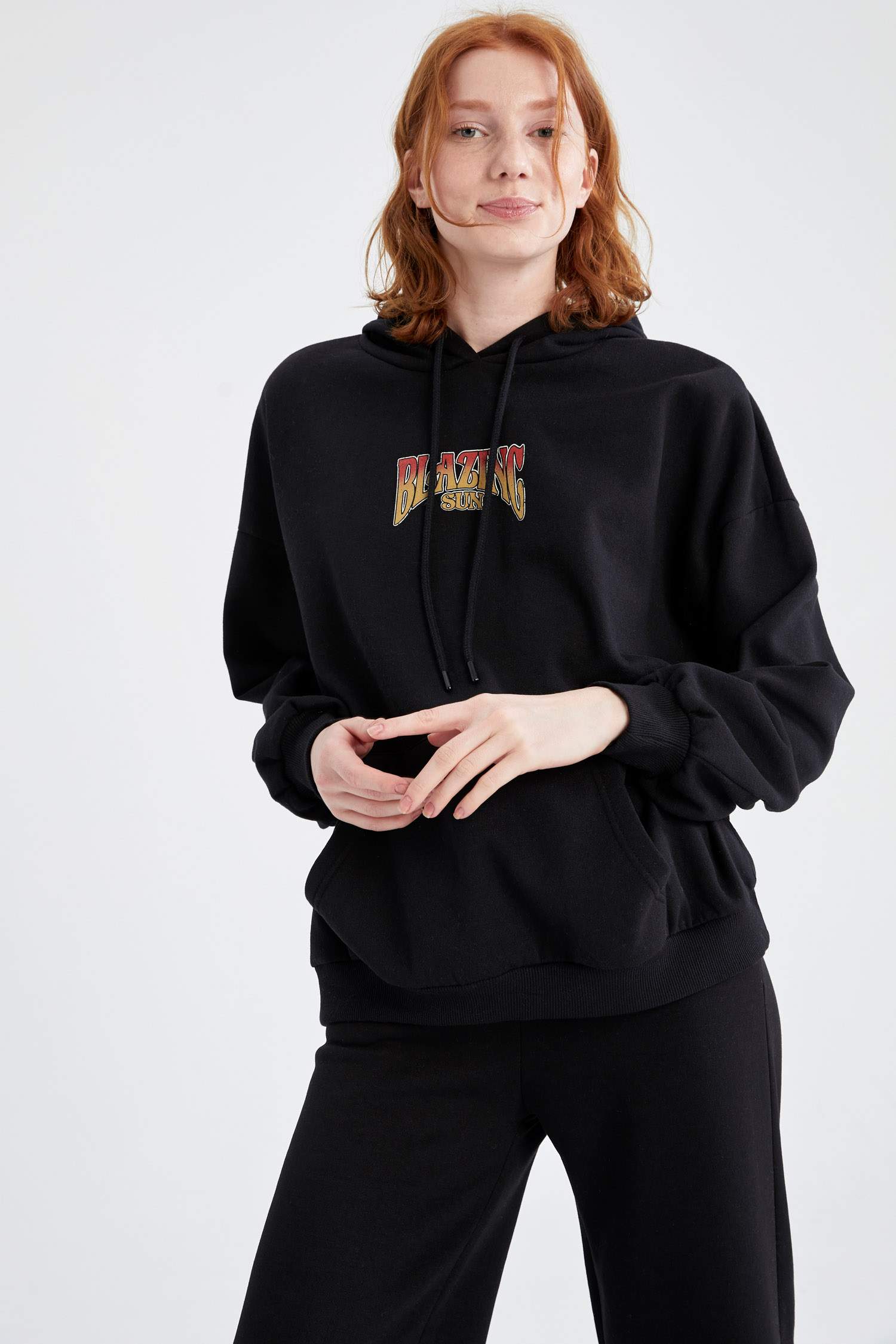 Oversize Fit Uzun Kollu Sweatshirt