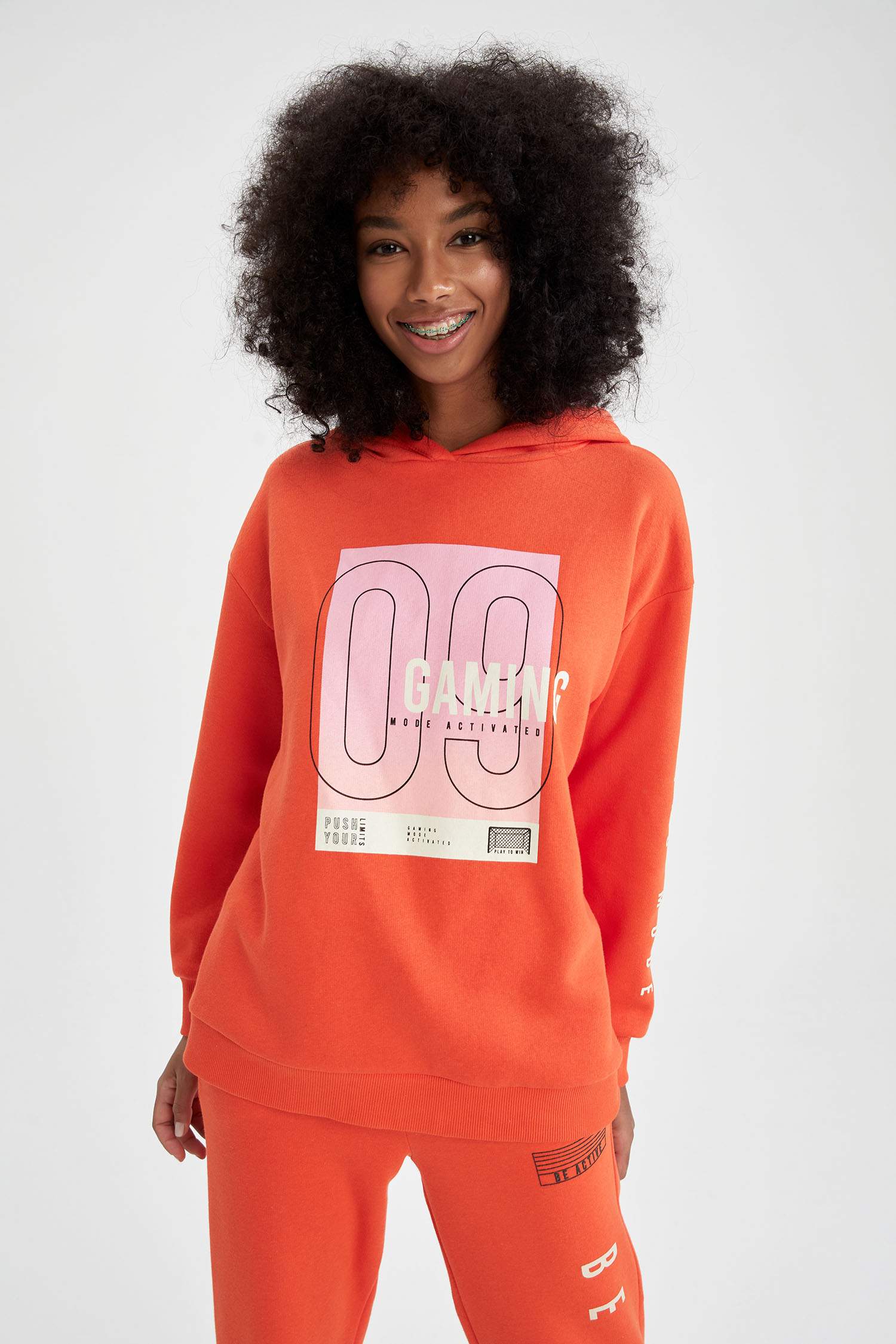 Defacto Fit Oversize Fit Kapüşonlu İçi Yumuşak Tüylü Sweatshirt